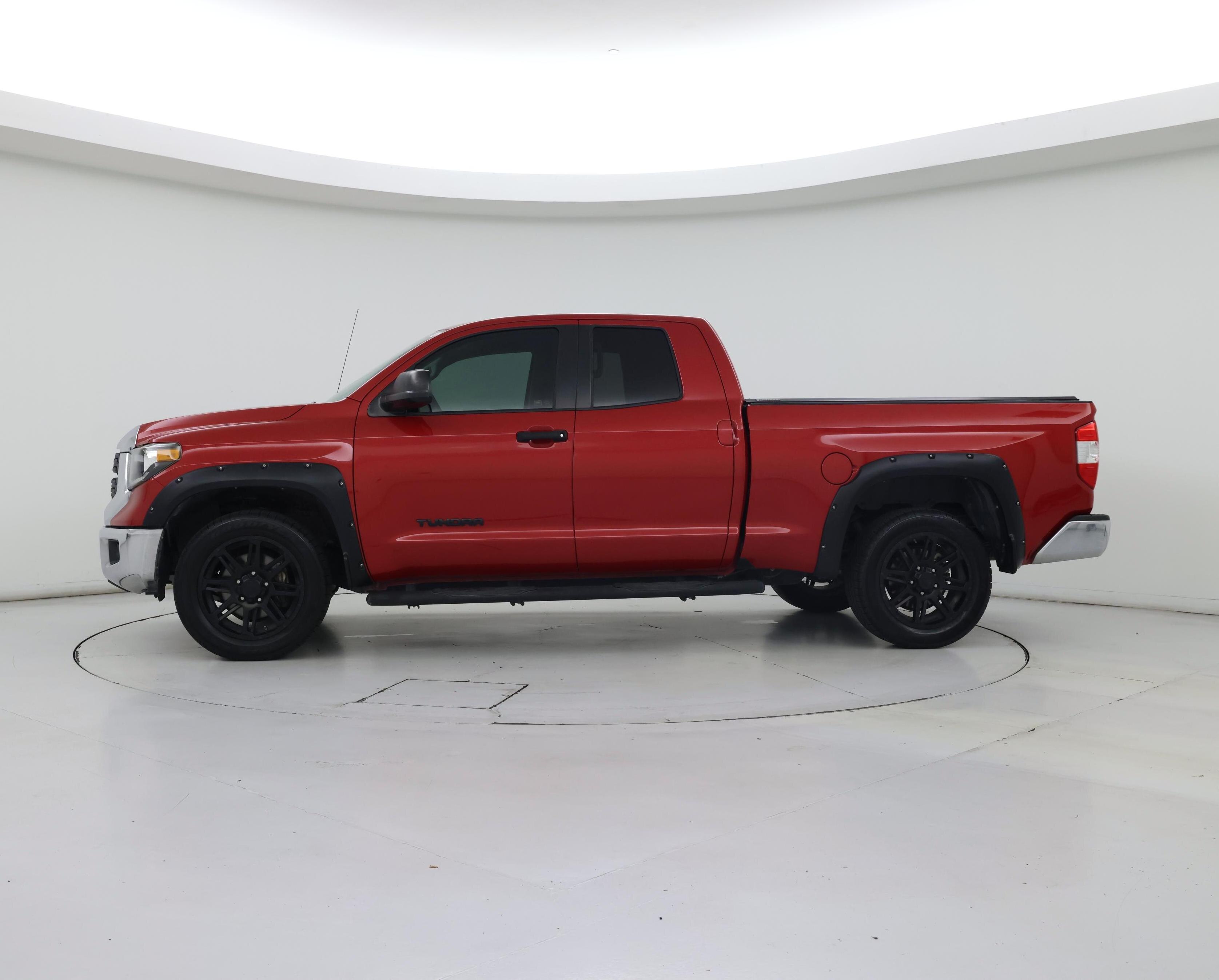 Thumbnail: 2019 Toyota Tundra - 3