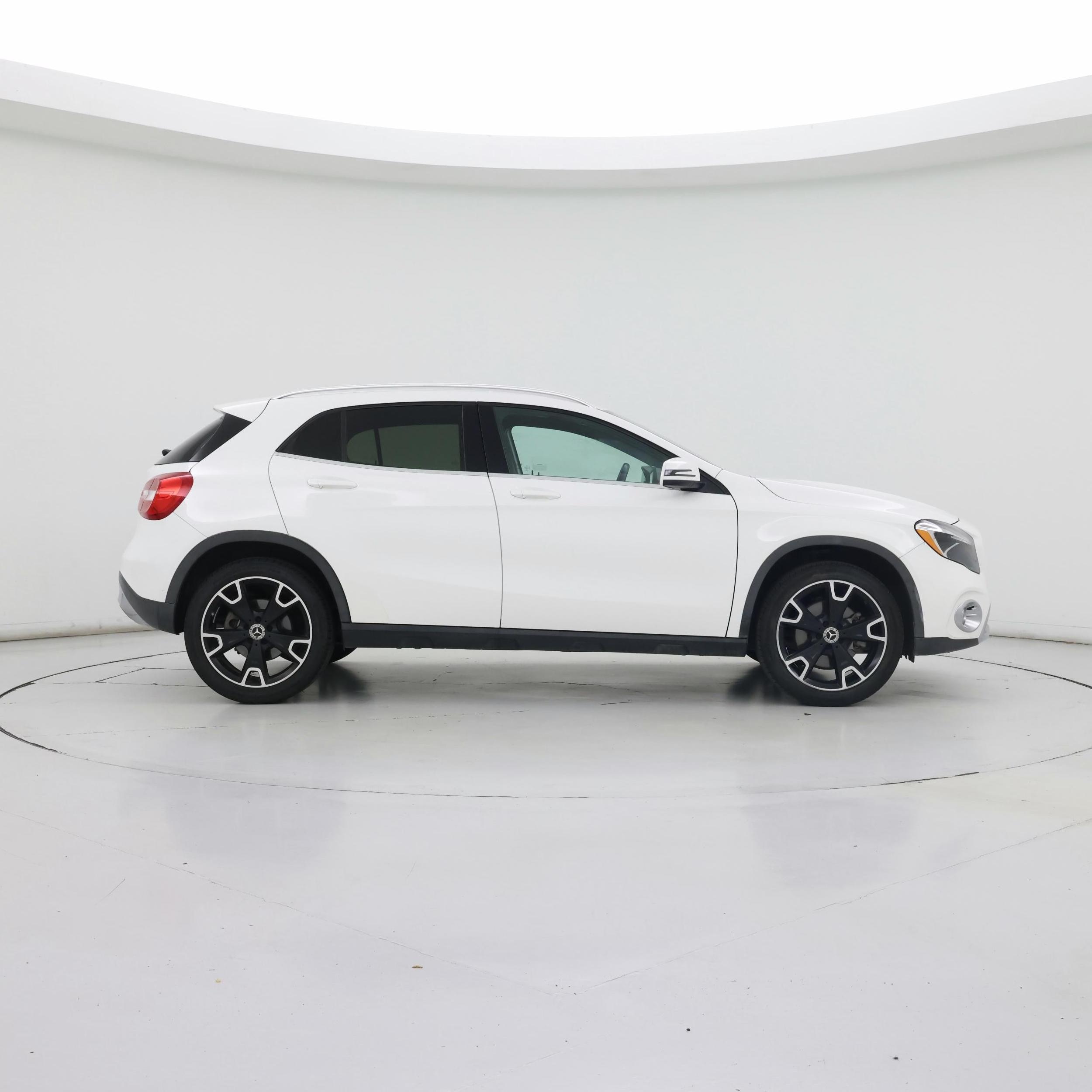Thumbnail: 2020 Mercedes-Benz GLA - 7