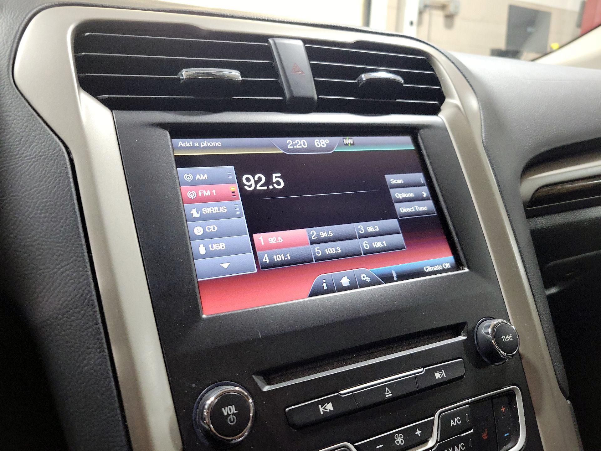 Thumbnail: 2016 Ford Fusion - 15