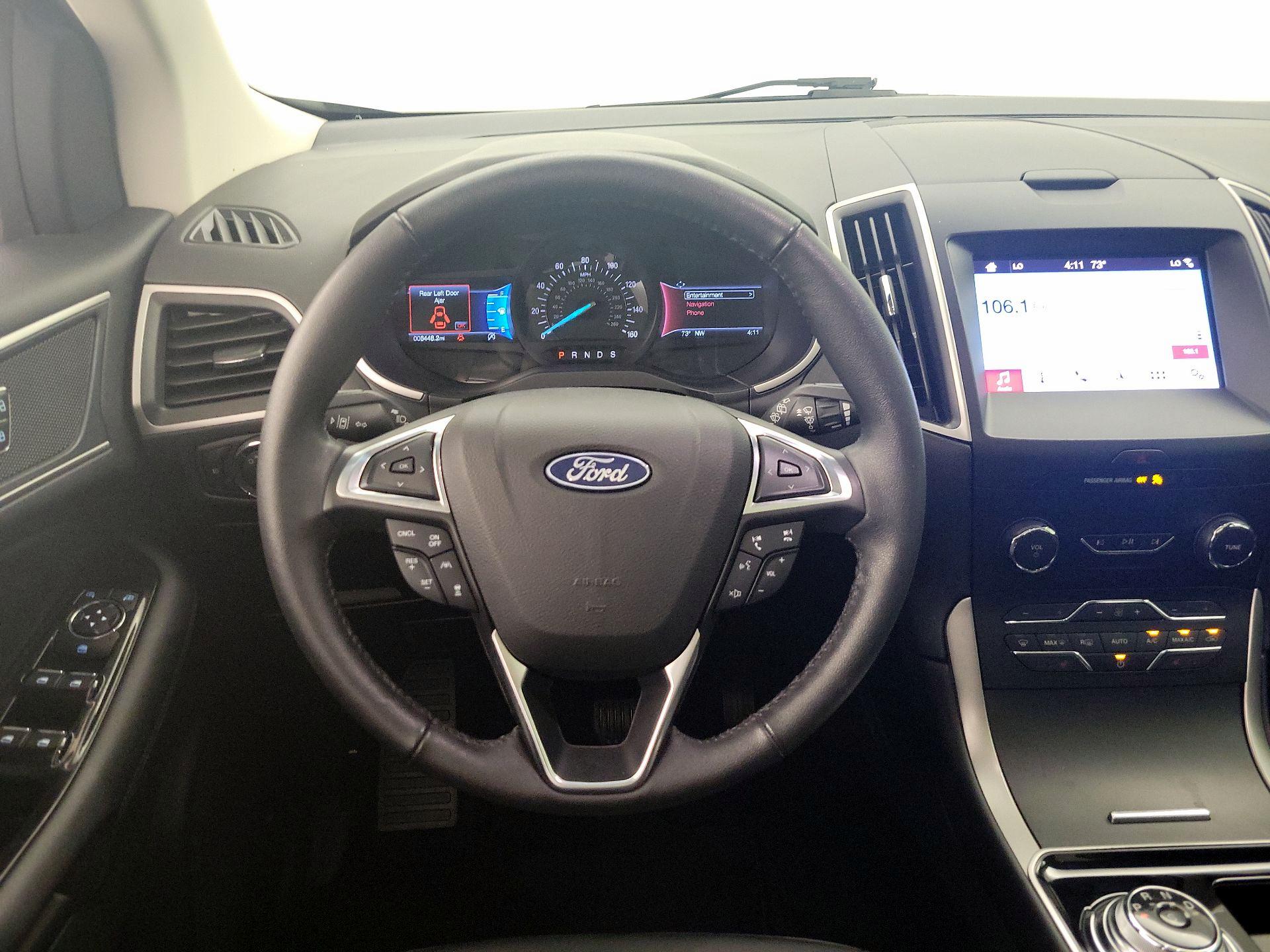 Thumbnail: 2019 Ford Edge - 10