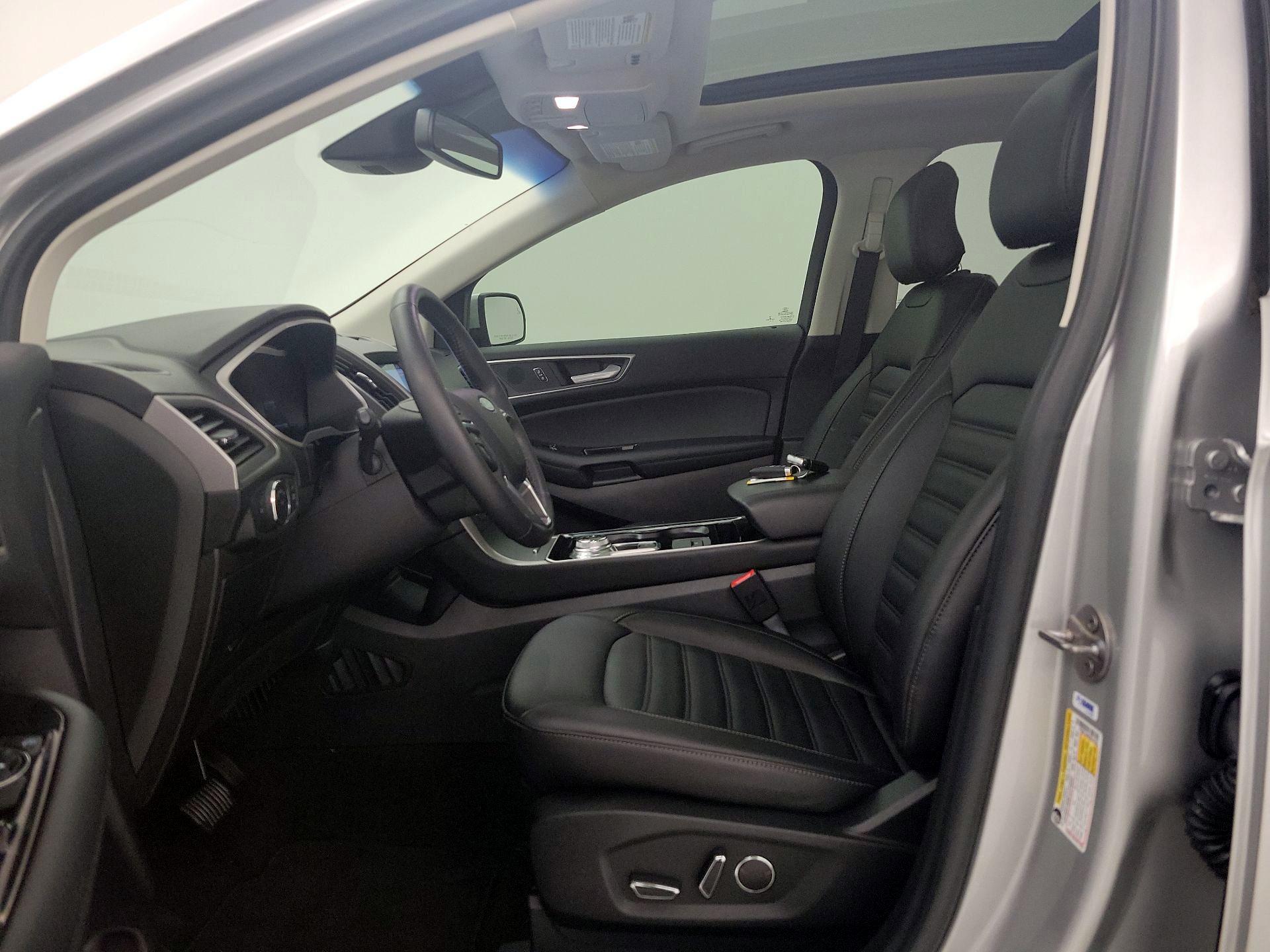 Thumbnail: 2019 Ford Edge - 11