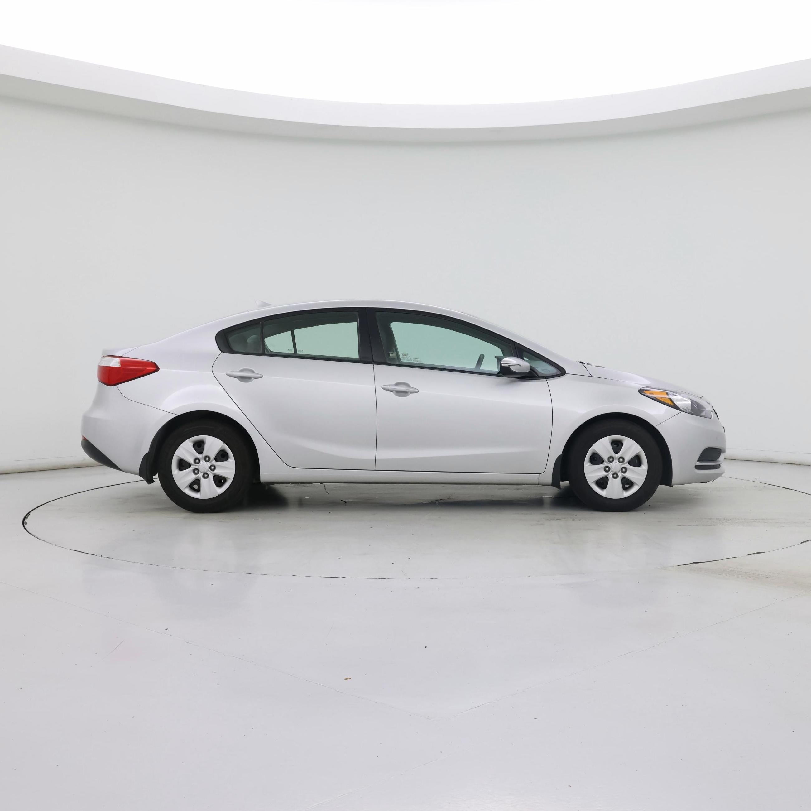 Thumbnail: 2016 Kia Forte - 7