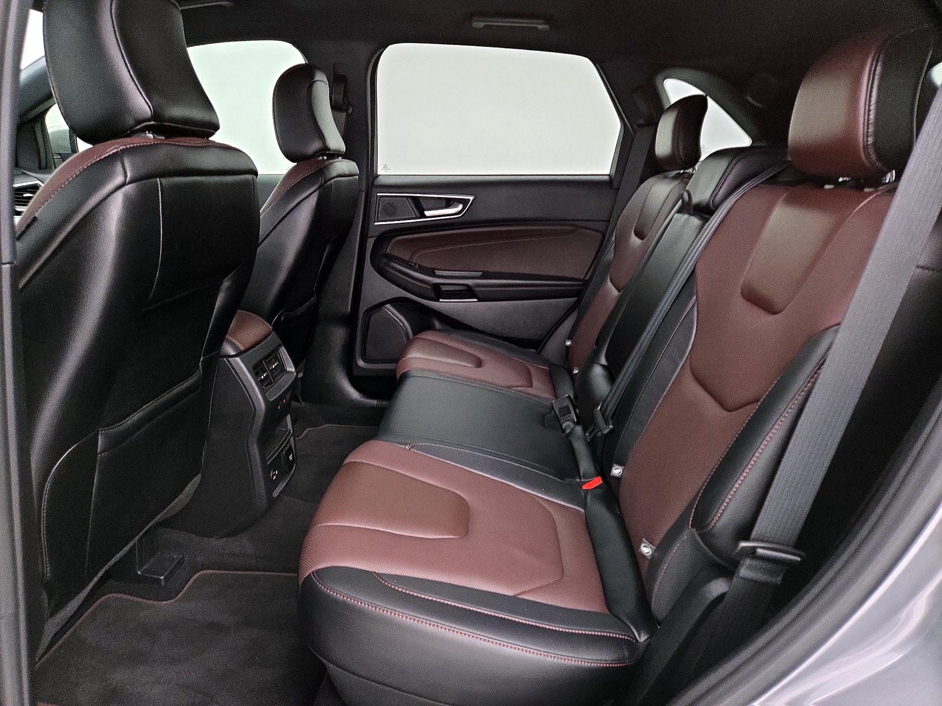 Thumbnail: 2022 Ford Edge - 20