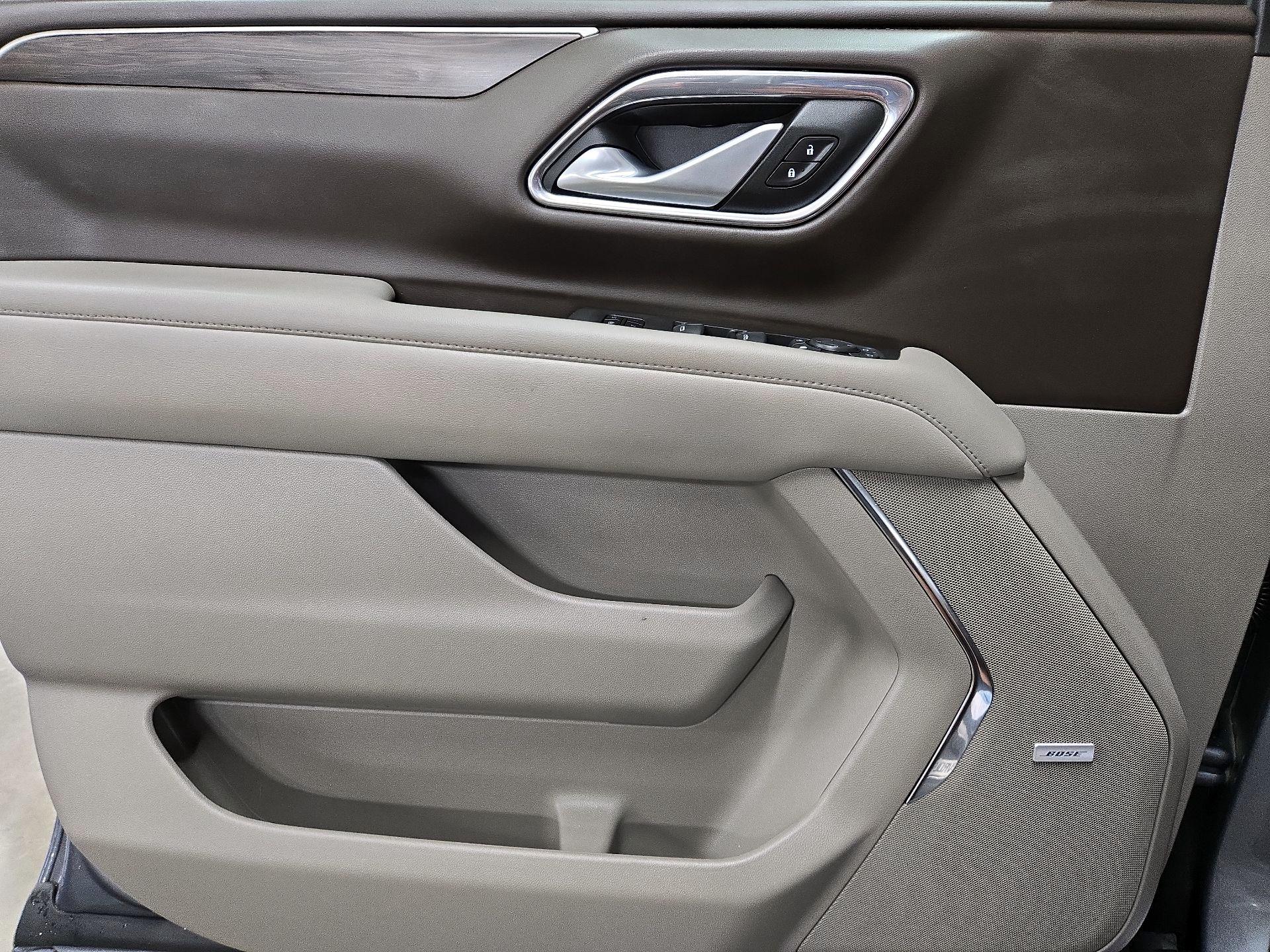 Thumbnail: 2022 Chevrolet Tahoe - 12