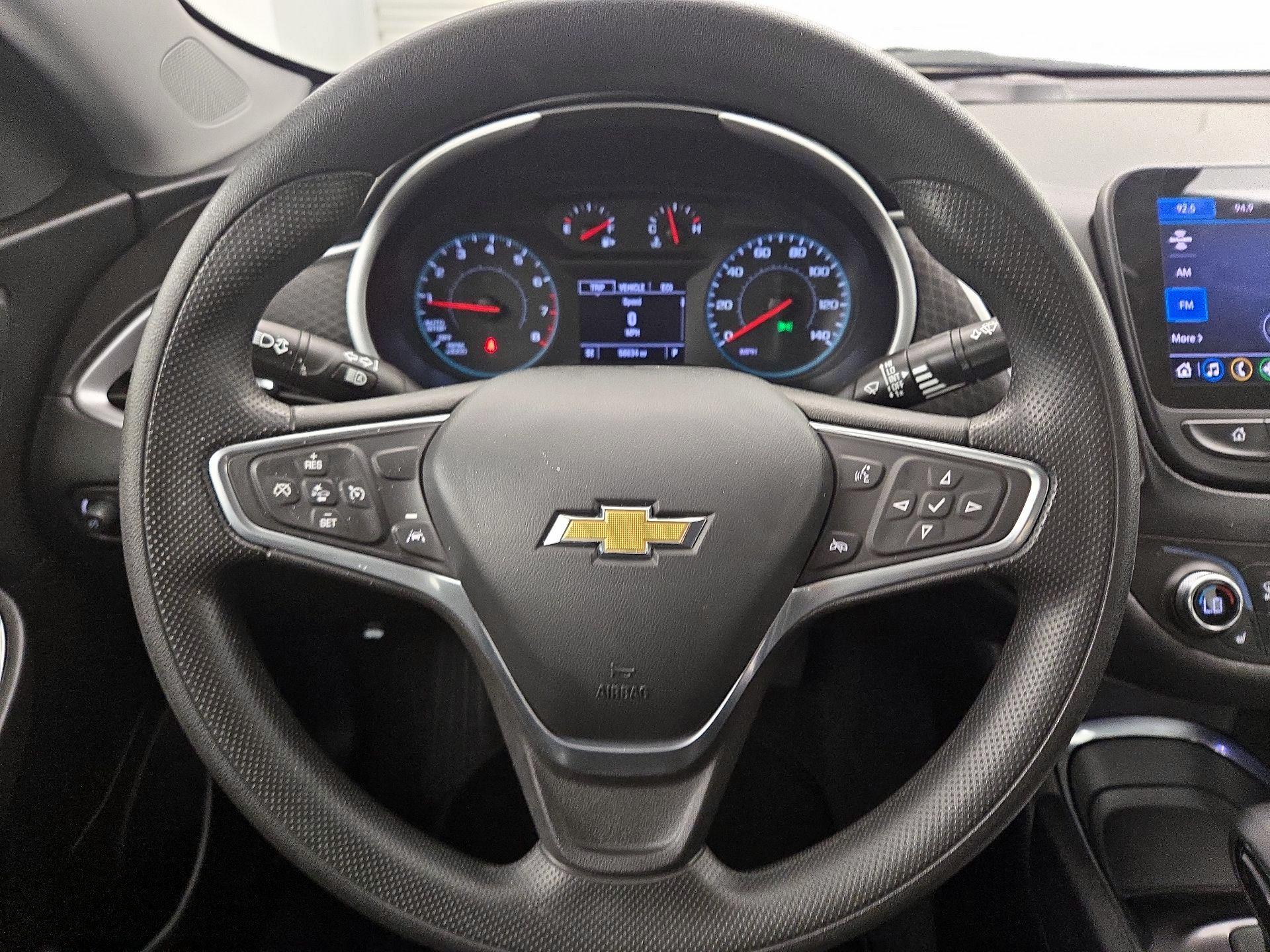Thumbnail: 2023 Chevrolet Malibu - 10