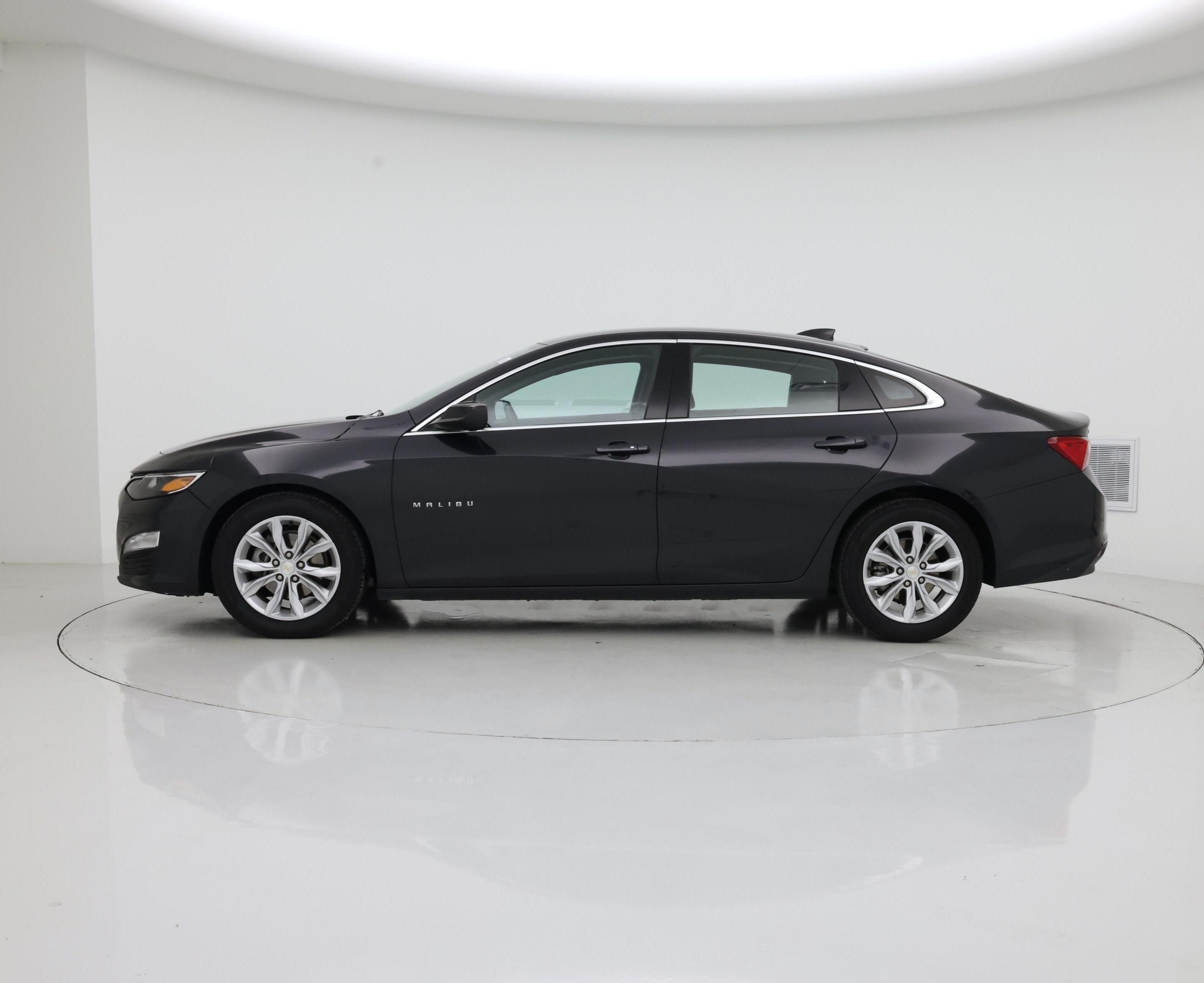 Thumbnail: 2023 Chevrolet Malibu - 3