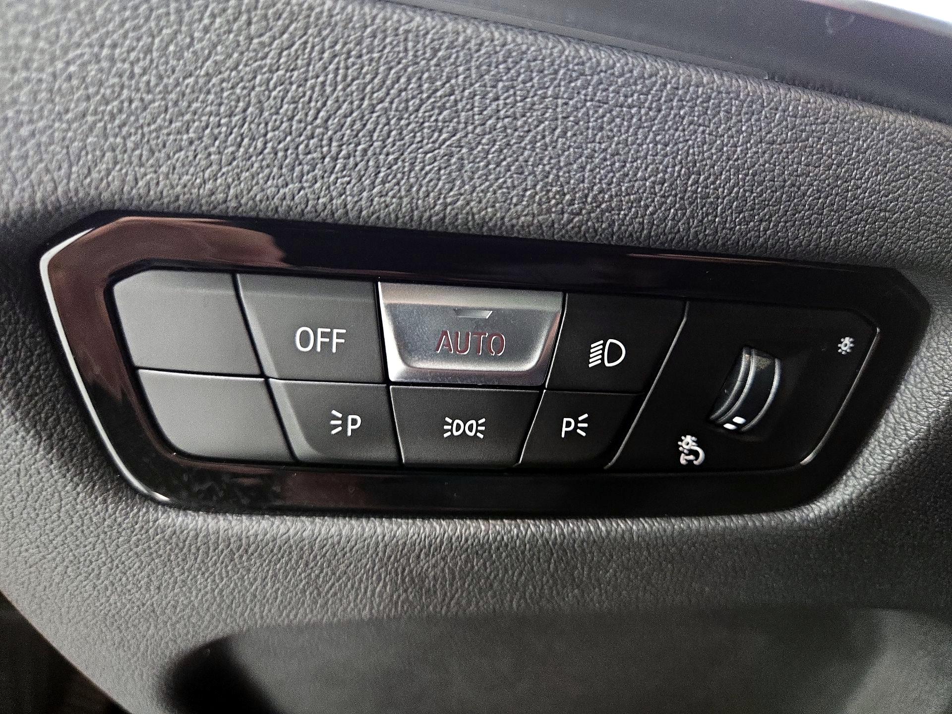 Thumbnail: 2024 BMW 4 Series - 13