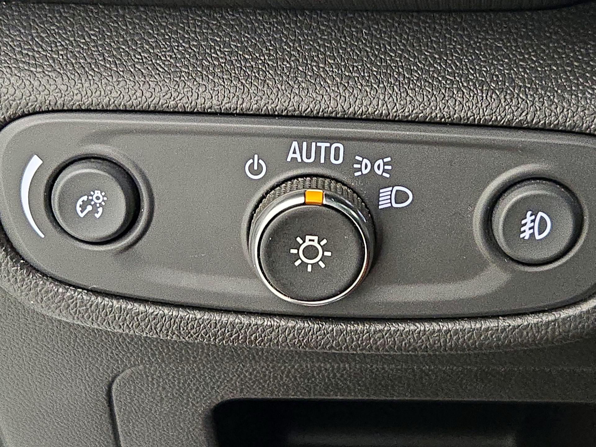 Thumbnail: 2022 Chevrolet TrailBlazer - 13