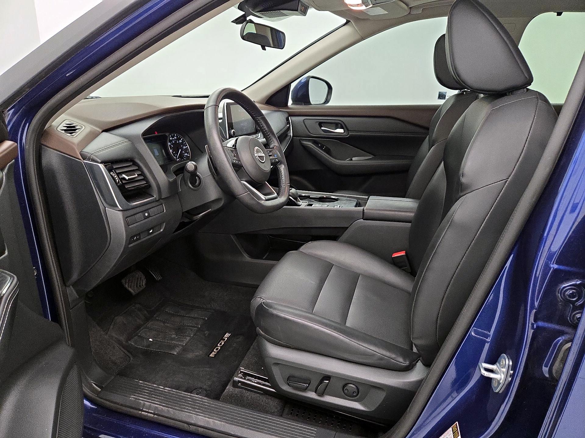 Thumbnail: 2023 Nissan Rogue - 11