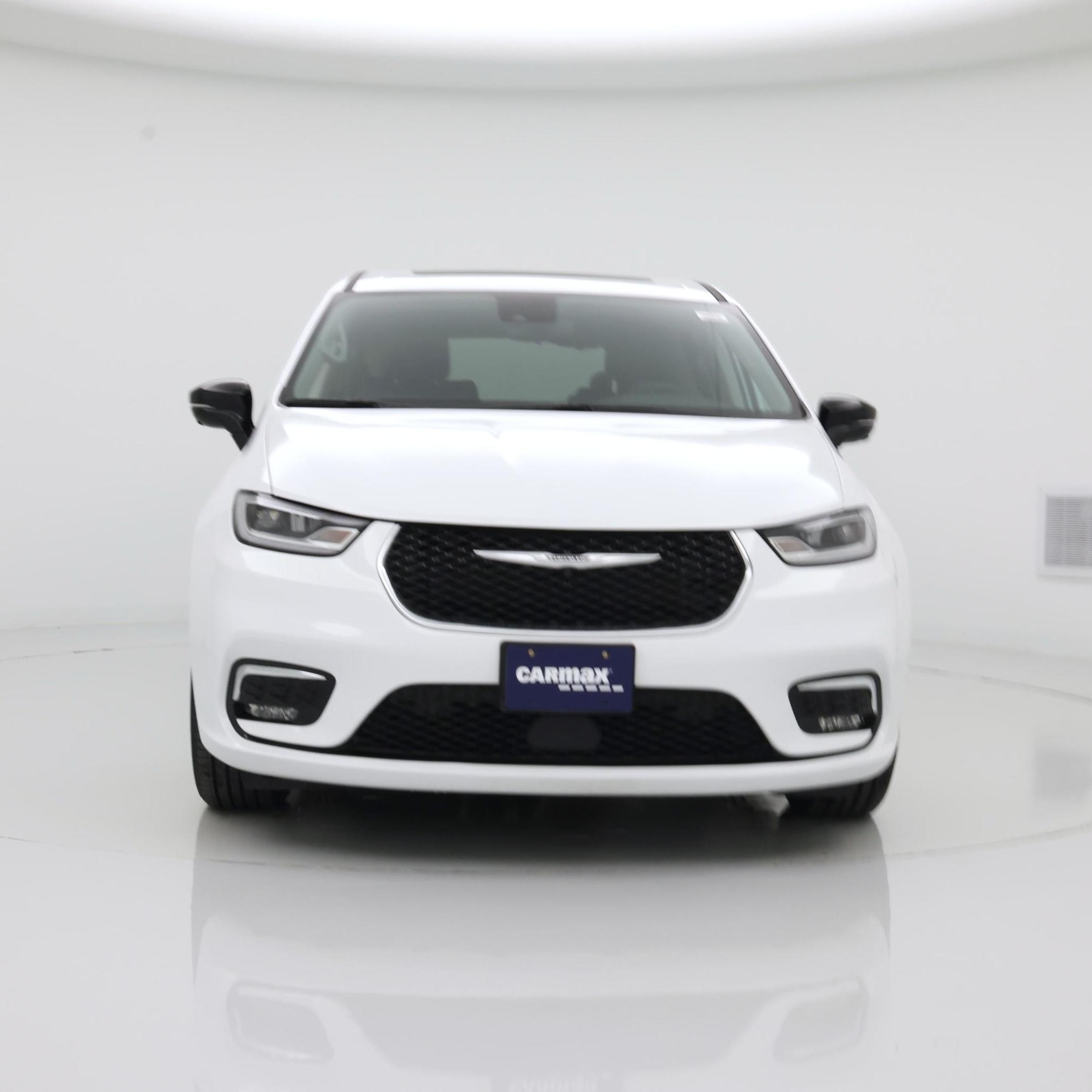 Thumbnail: 2024 Chrysler Pacifica - 5