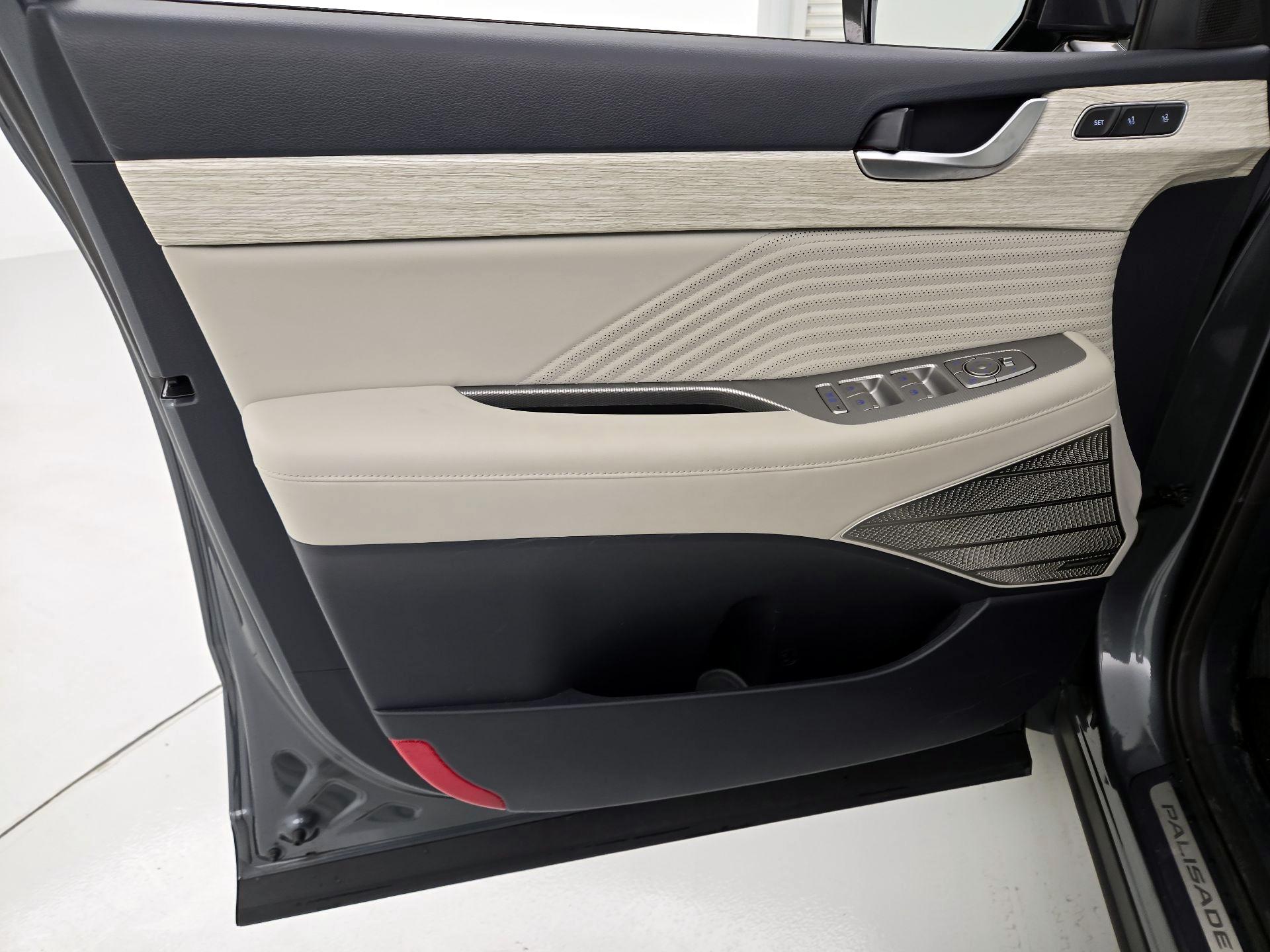 Thumbnail: 2023 Hyundai Palisade - 12