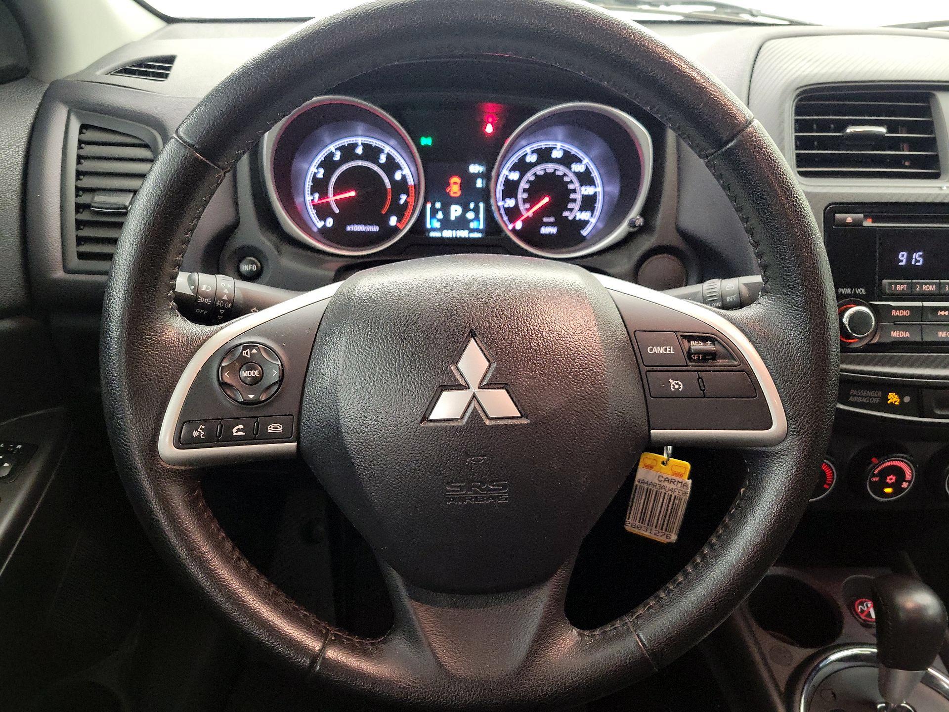 Thumbnail: 2015 Mitsubishi Outlander Sport - 10