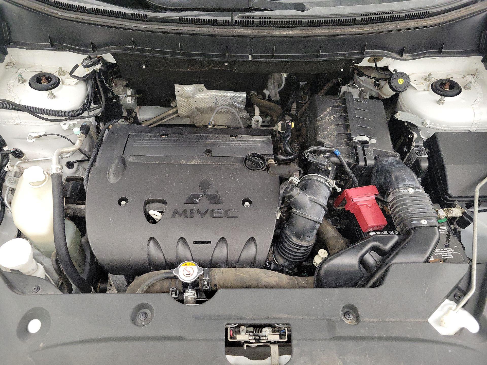 Thumbnail: 2015 Mitsubishi Outlander Sport - 19