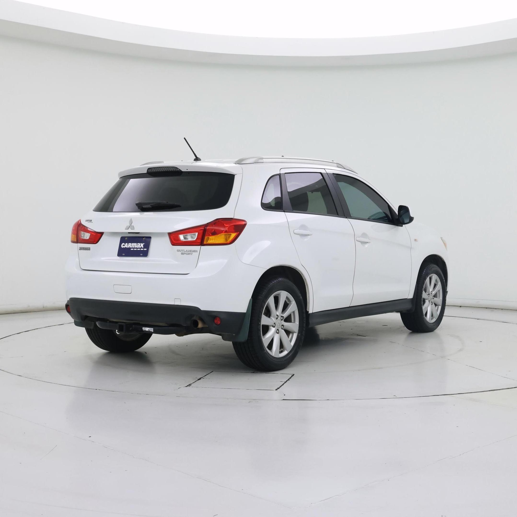 Thumbnail: 2015 Mitsubishi Outlander Sport - 8