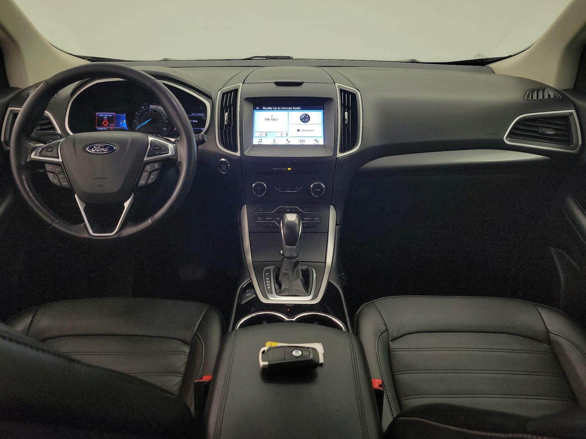 Thumbnail: 2017 Ford Edge - 9