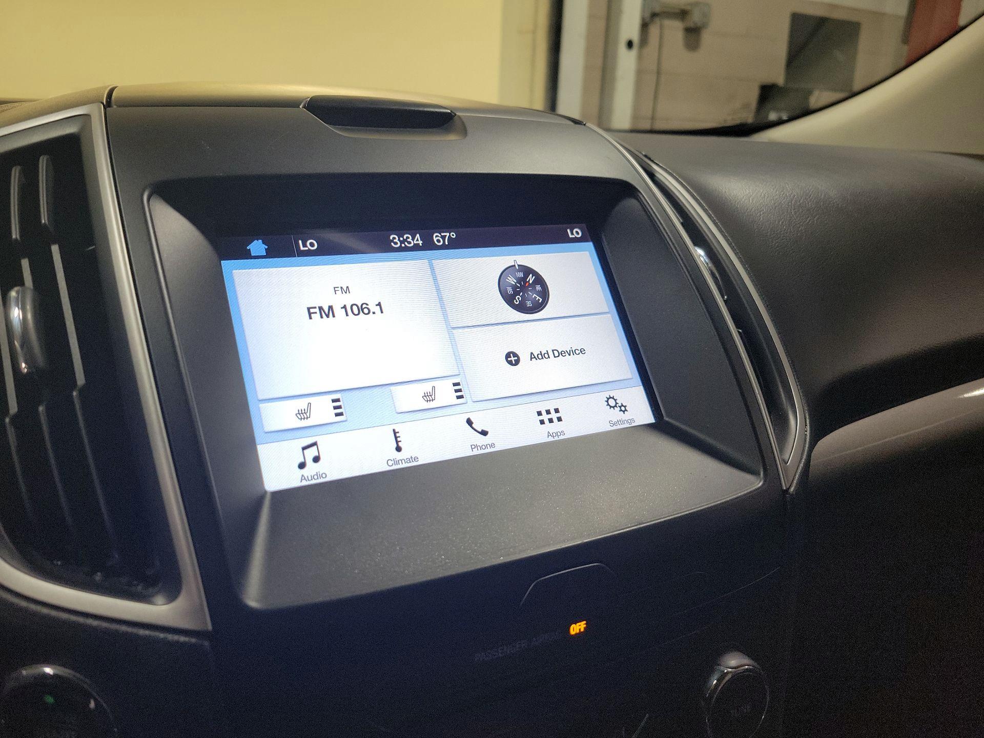 Thumbnail: 2017 Ford Edge - 15