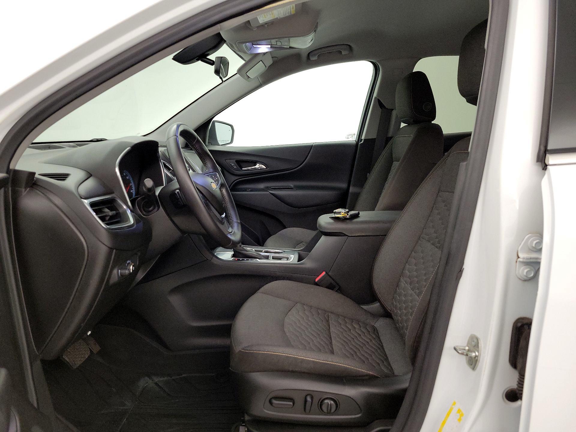 Thumbnail: 2018 Chevrolet Equinox - 11