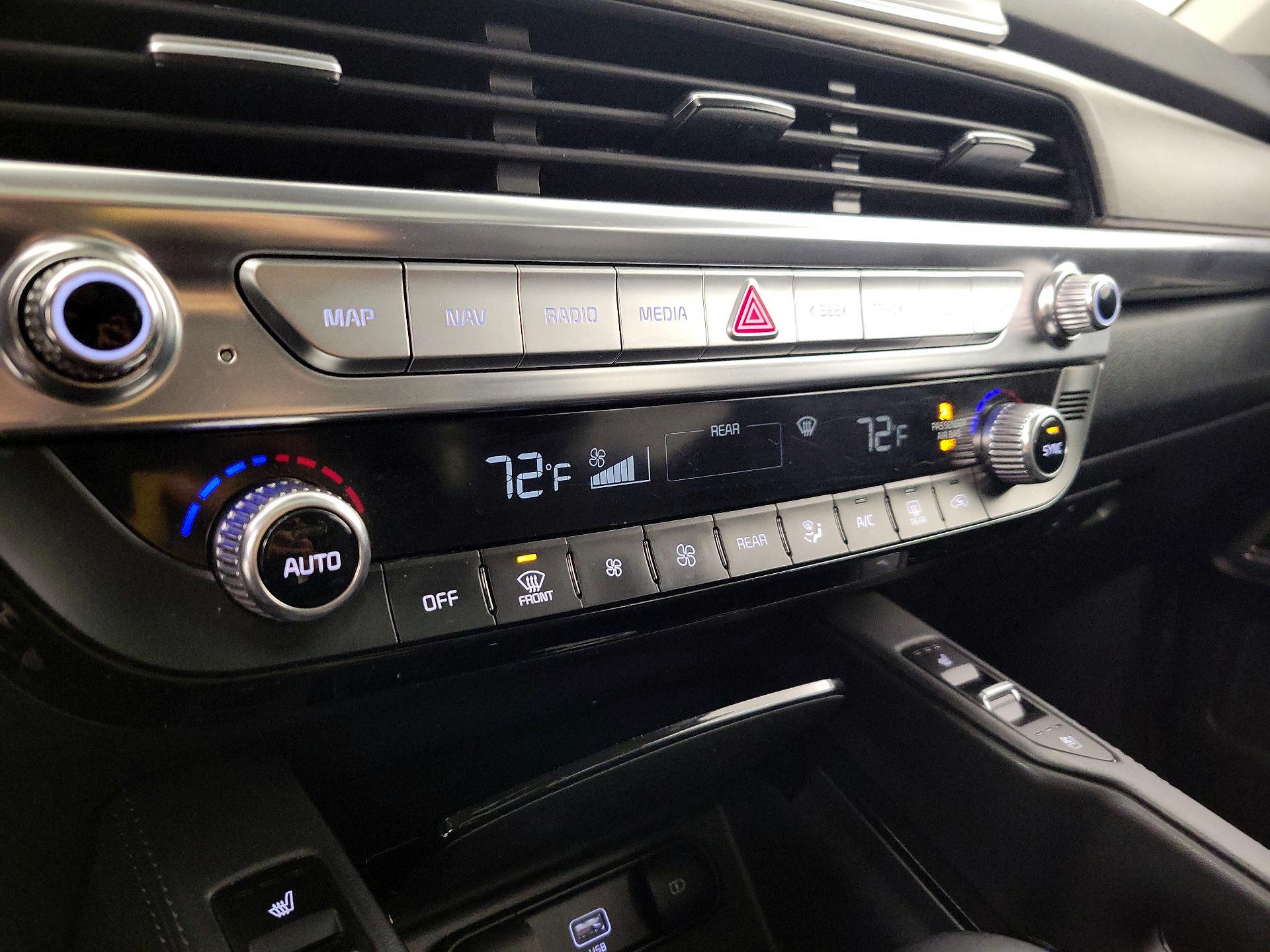 Thumbnail: 2021 Kia Telluride - 16