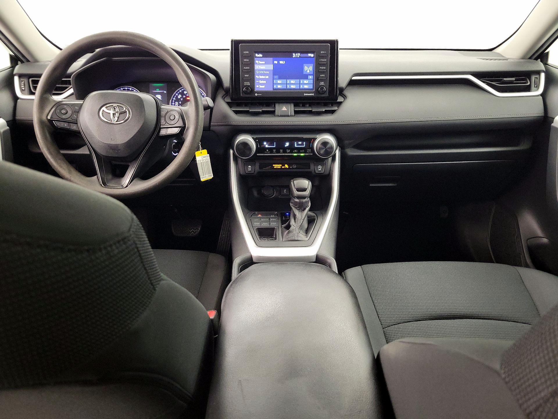 Thumbnail: 2021 Toyota RAV4 - 9