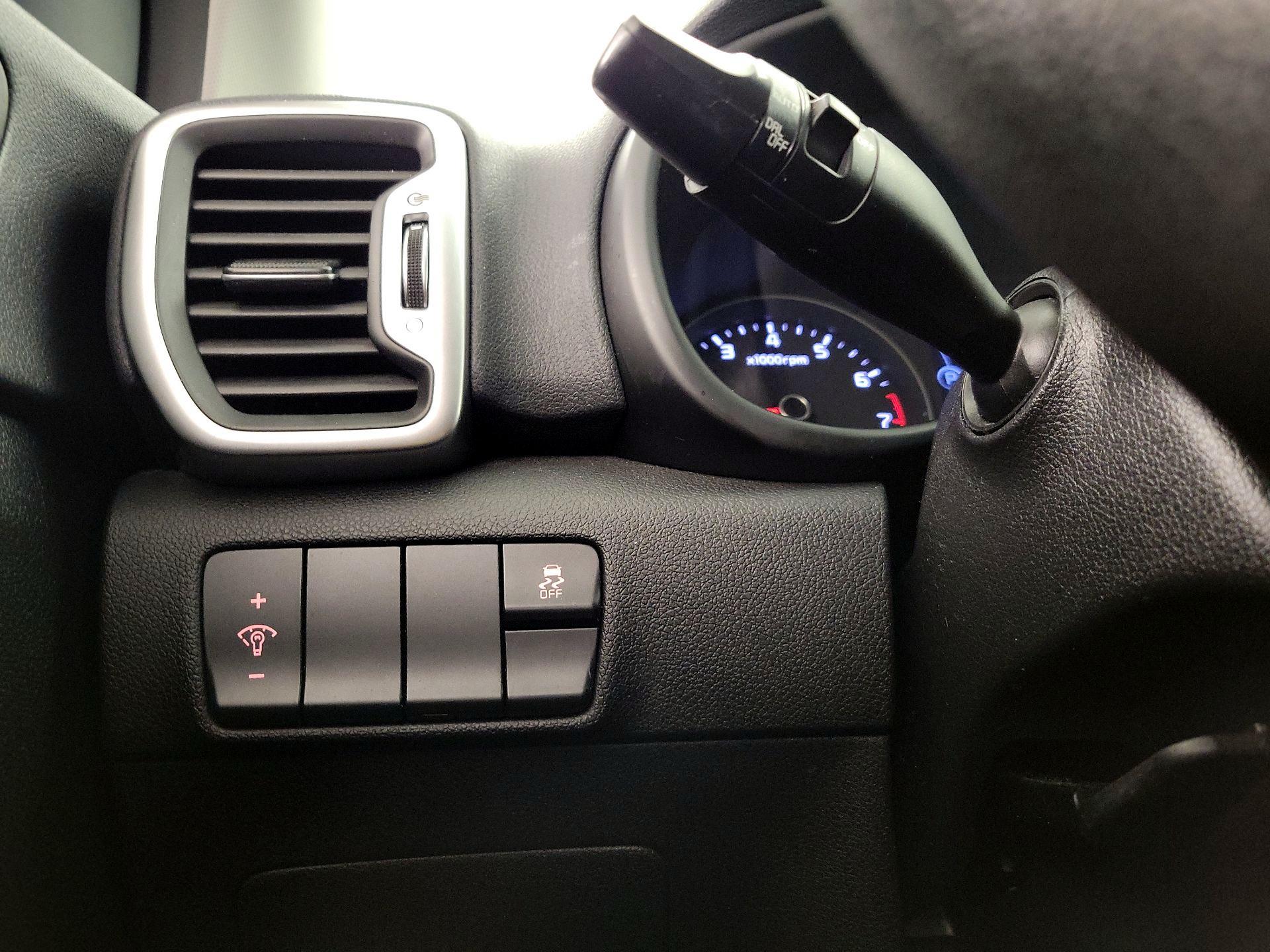 Thumbnail: 2019 Kia Sportage - 13