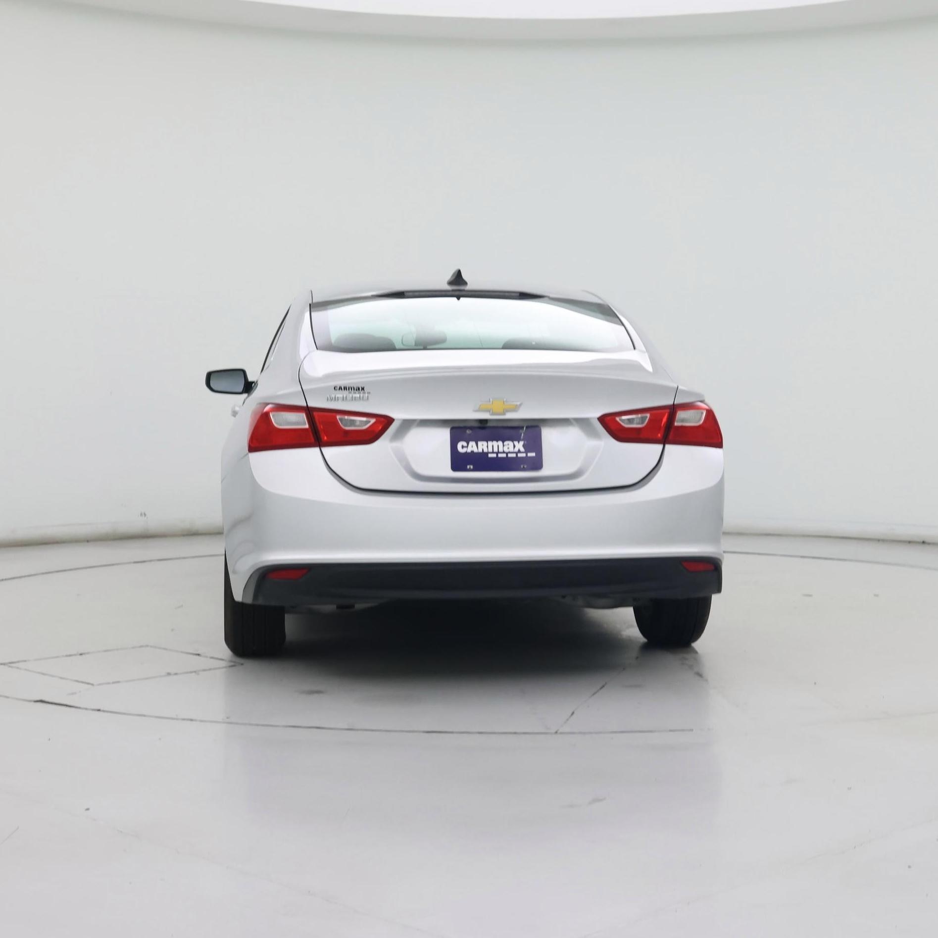 Thumbnail: 2018 Chevrolet Malibu - 6