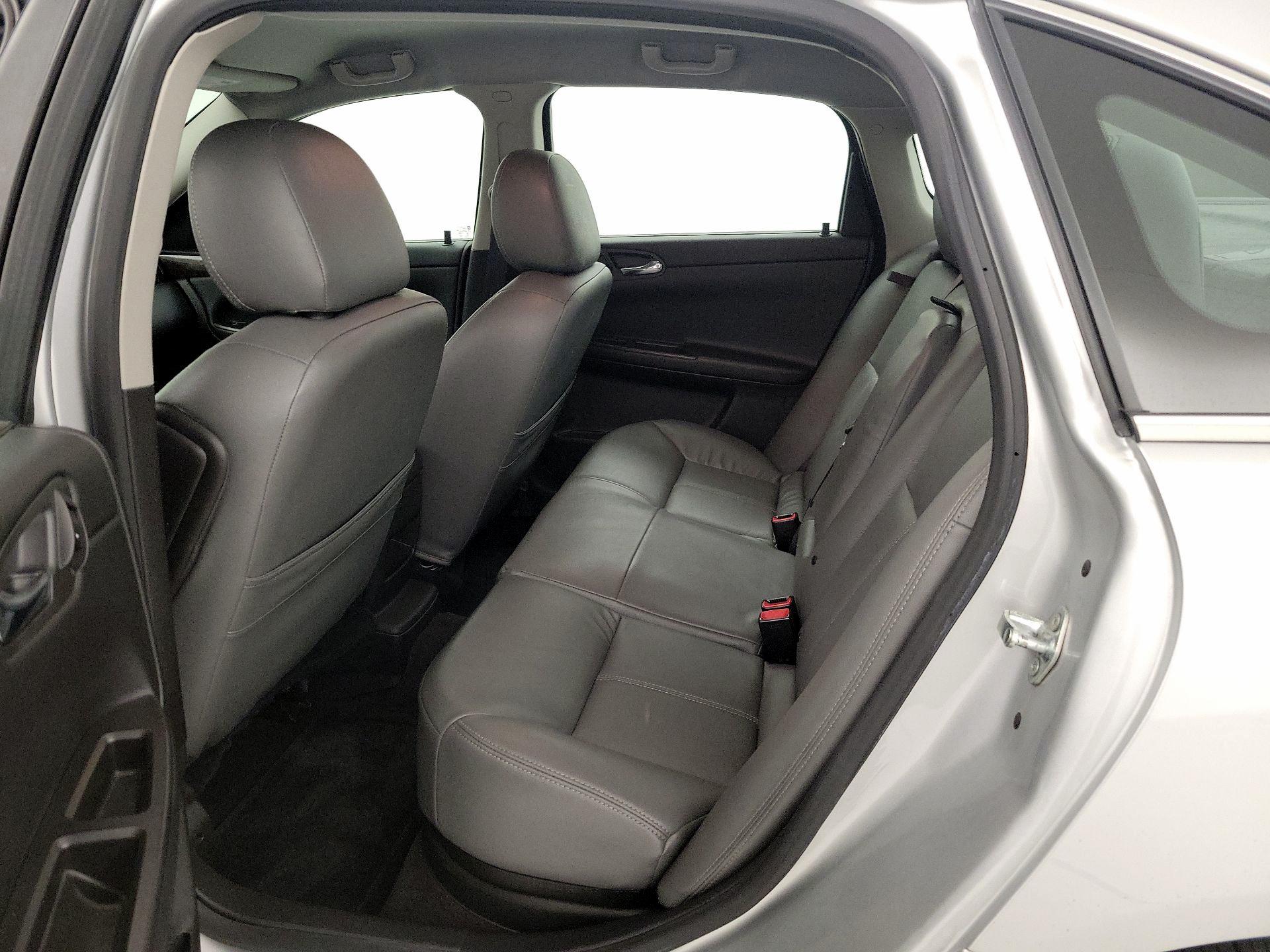 Thumbnail: 2015 Chevrolet Impala - 17