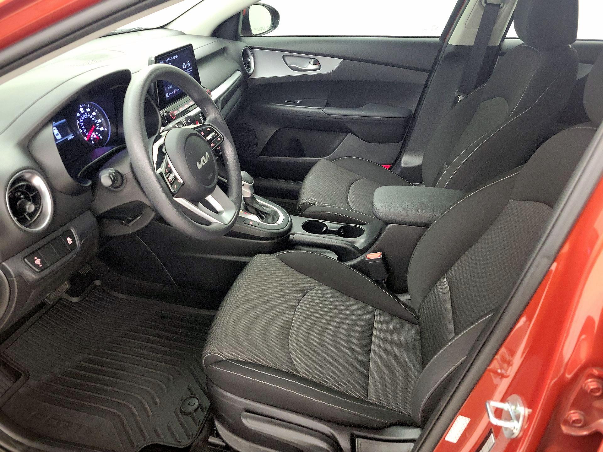 Thumbnail: 2023 Kia Forte - 11