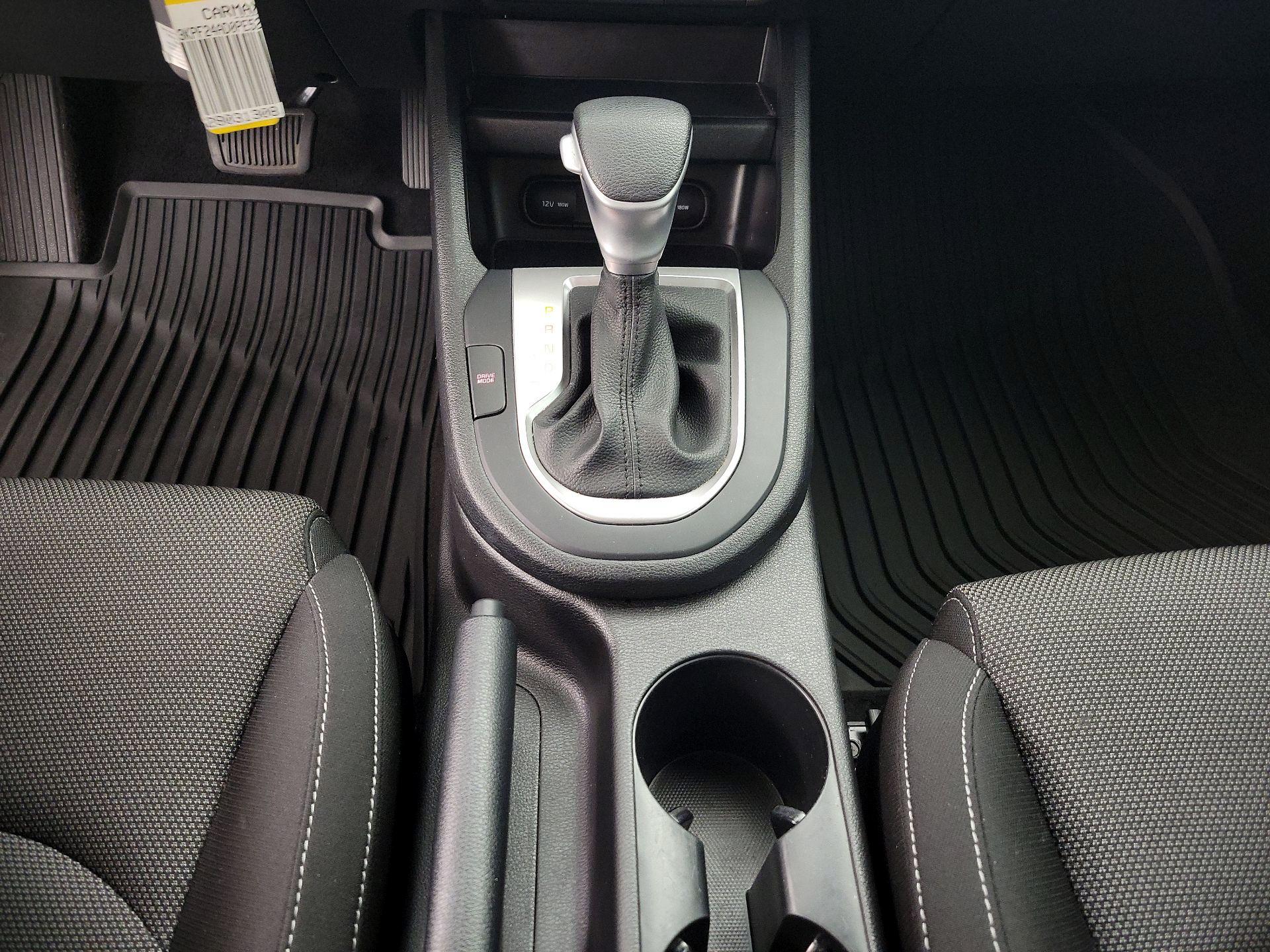 Thumbnail: 2023 Kia Forte - 17