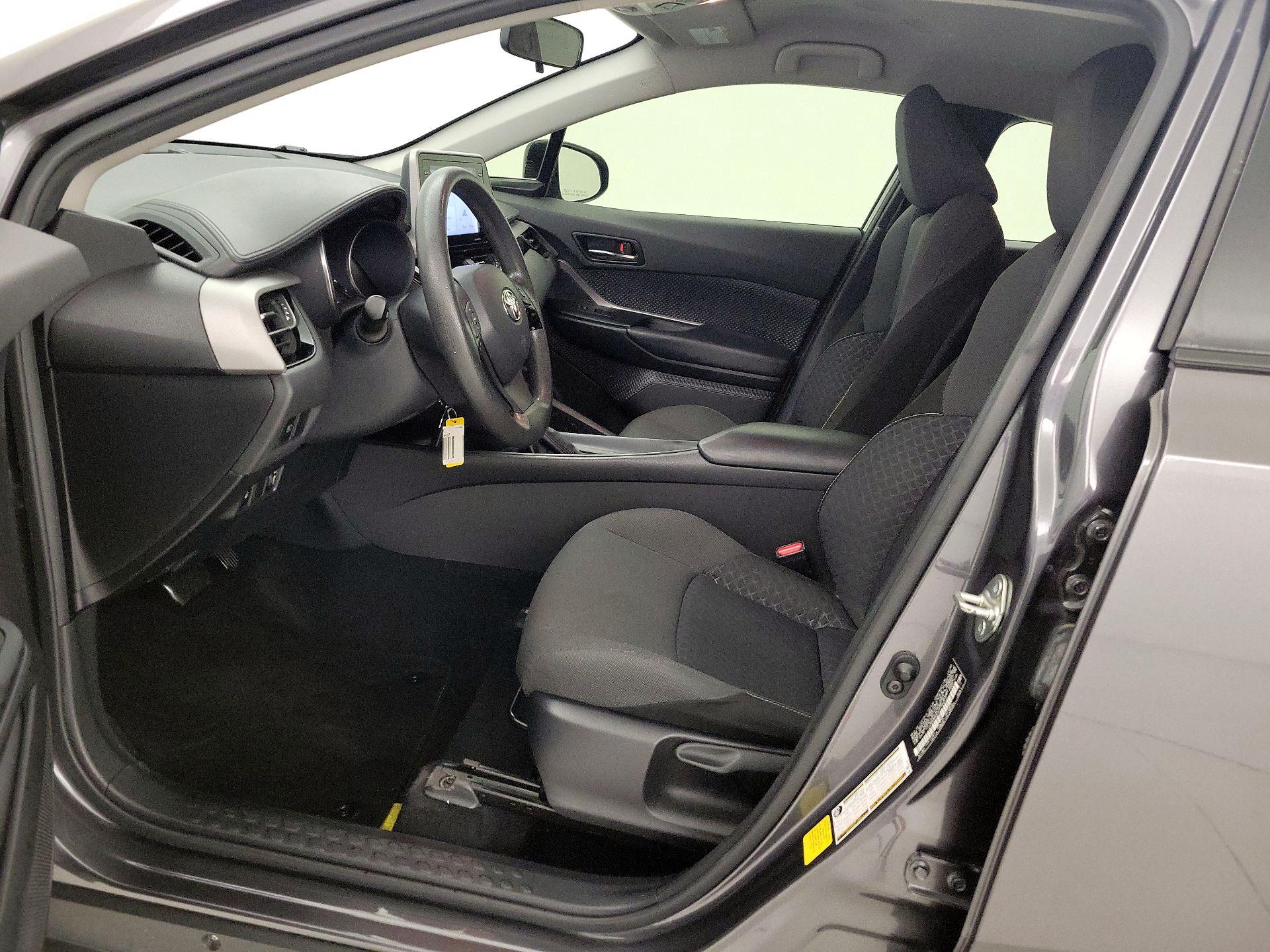 Thumbnail: 2021 Toyota C-HR - 11