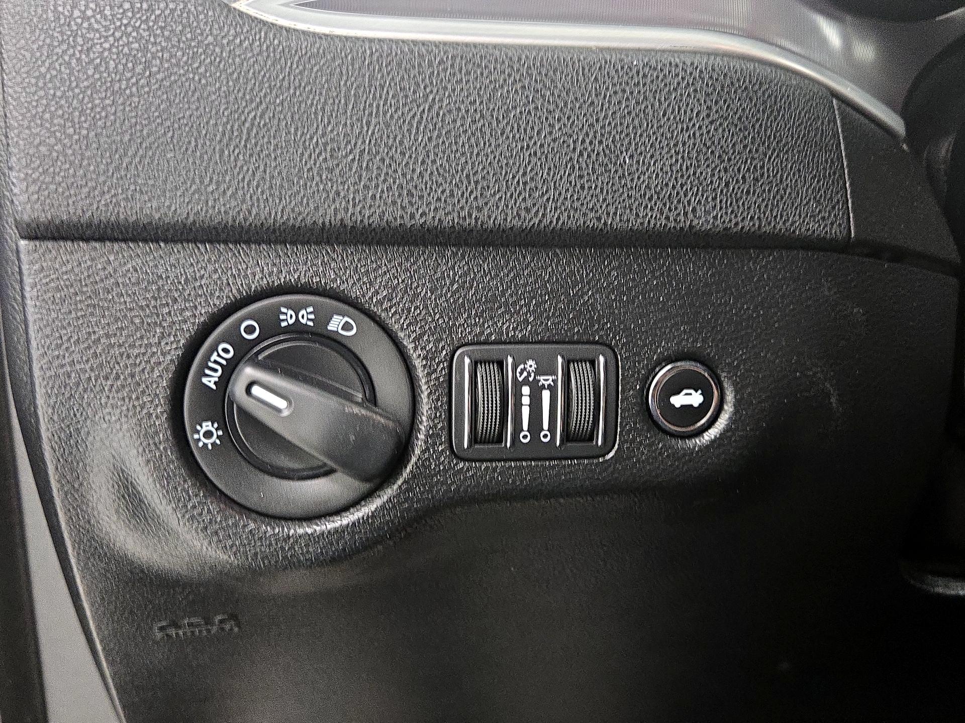 Thumbnail: 2022 Dodge Charger - 13