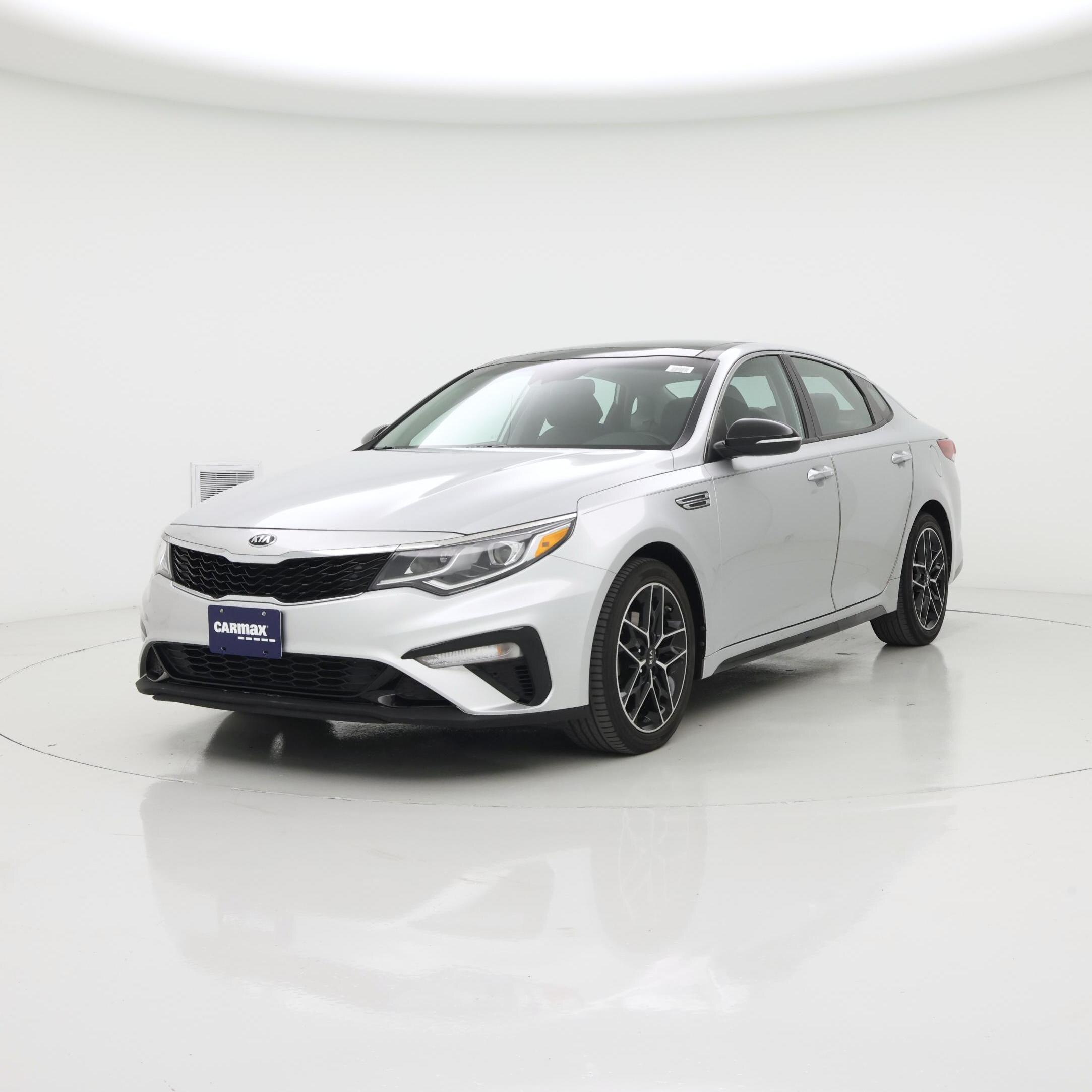 Thumbnail: 2020 Kia Optima - 4