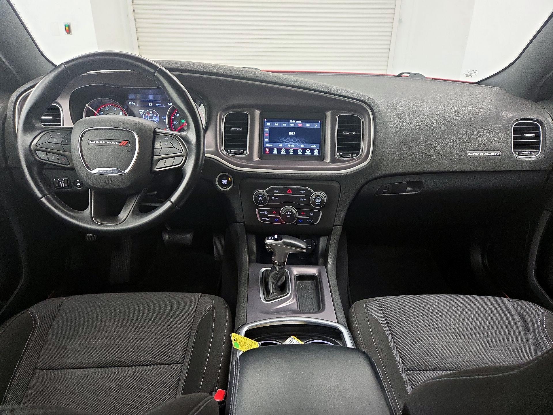 Thumbnail: 2022 Dodge Charger - 9