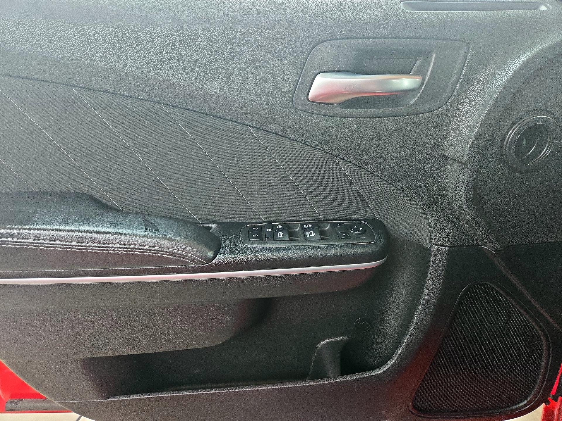 Thumbnail: 2022 Dodge Charger - 12