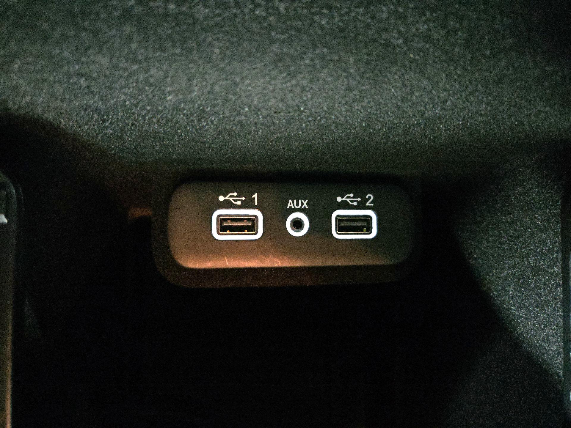 Thumbnail: 2022 Dodge Charger - 18