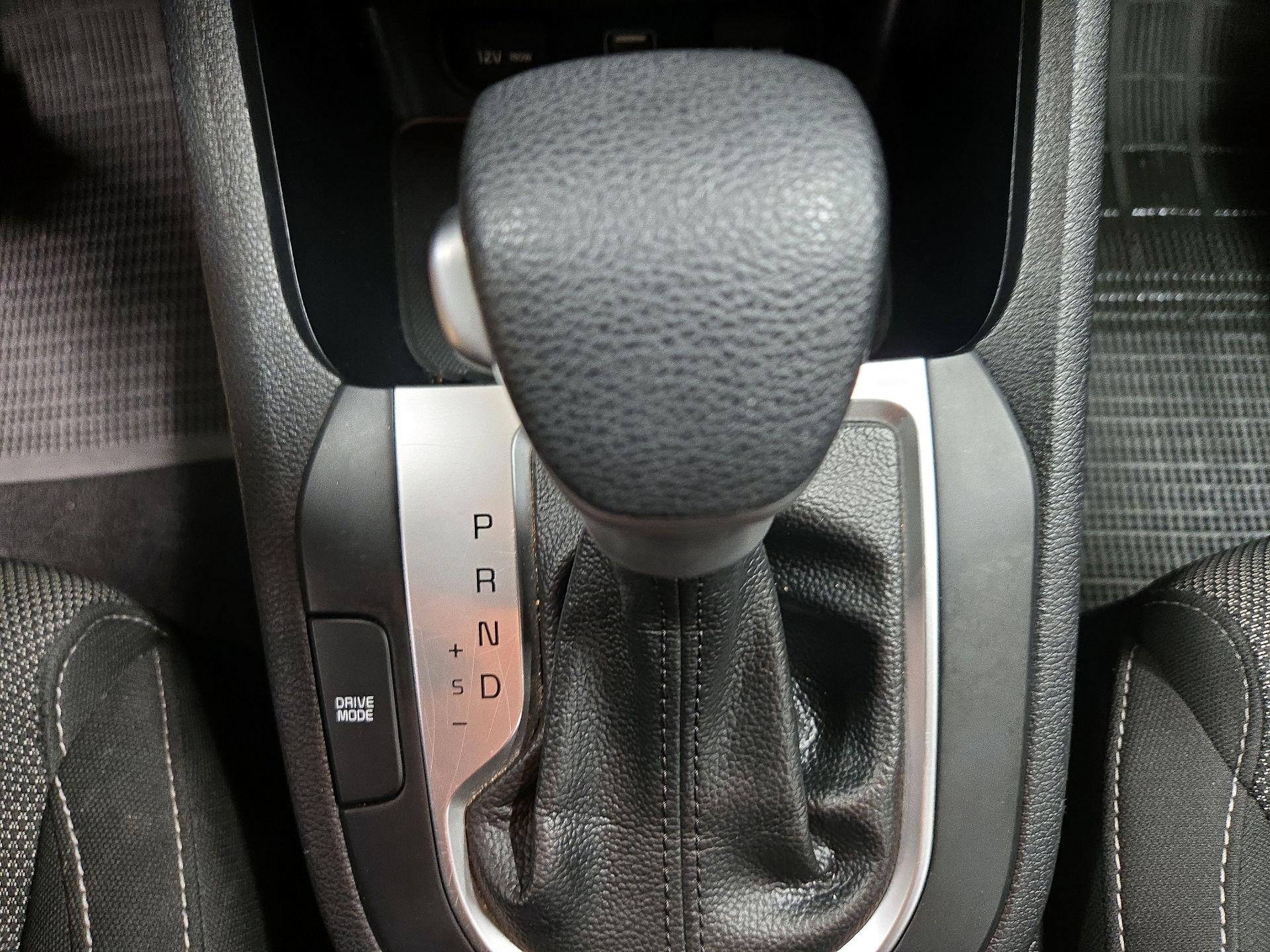 Thumbnail: 2022 Kia Forte - 17
