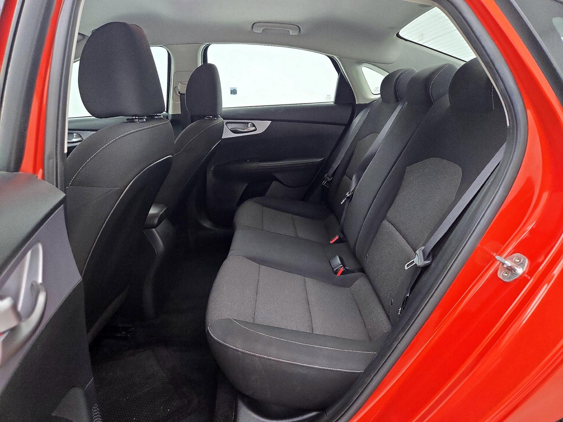 Thumbnail: 2022 Kia Forte - 19