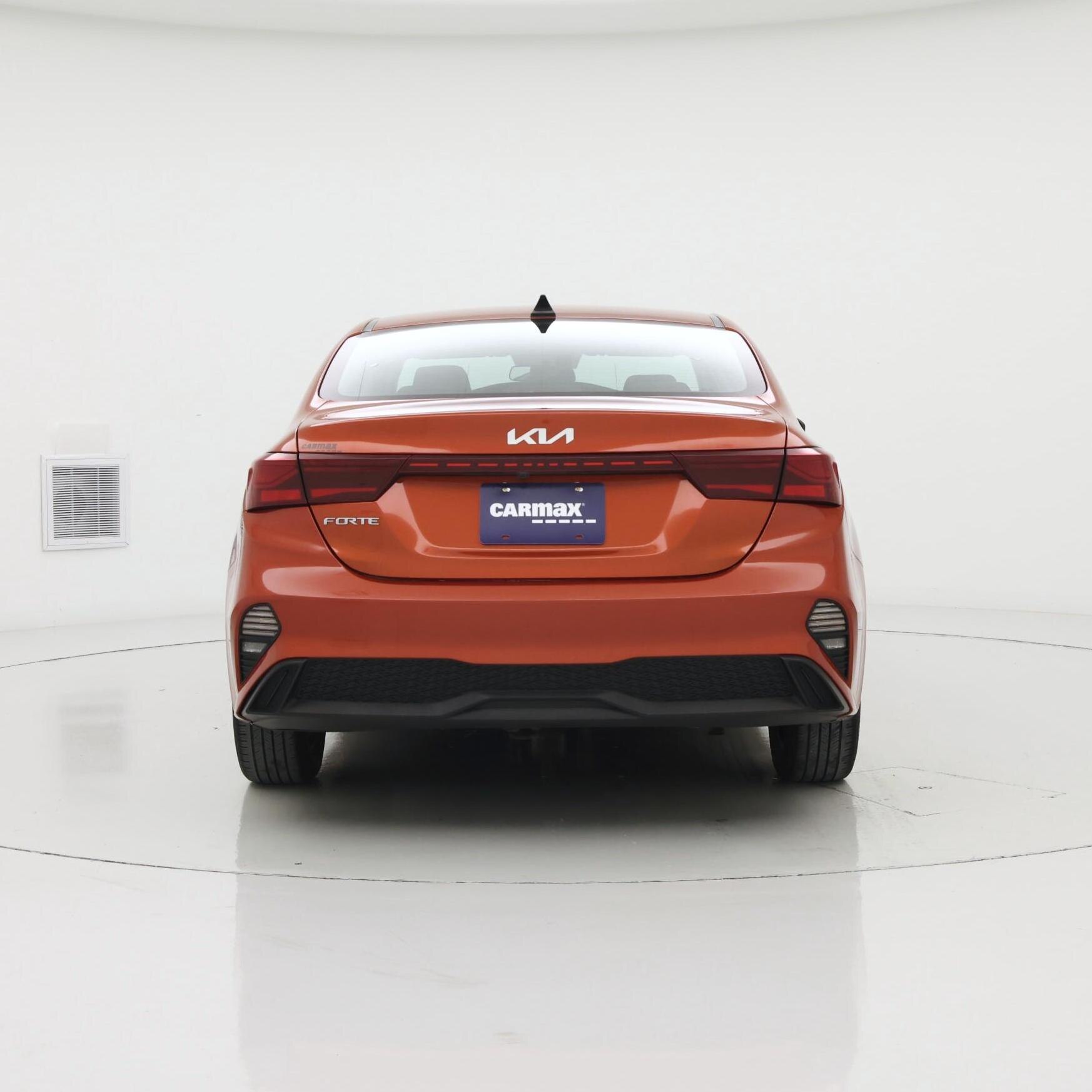 Thumbnail: 2022 Kia Forte - 6
