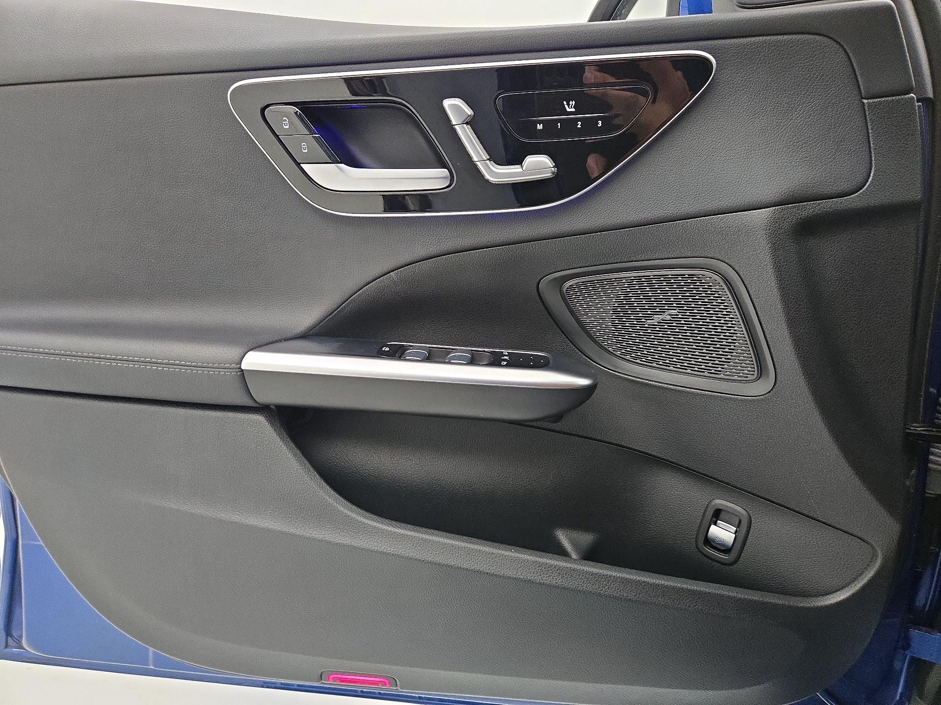 Thumbnail: 2024 Mercedes-Benz C-Class - 12