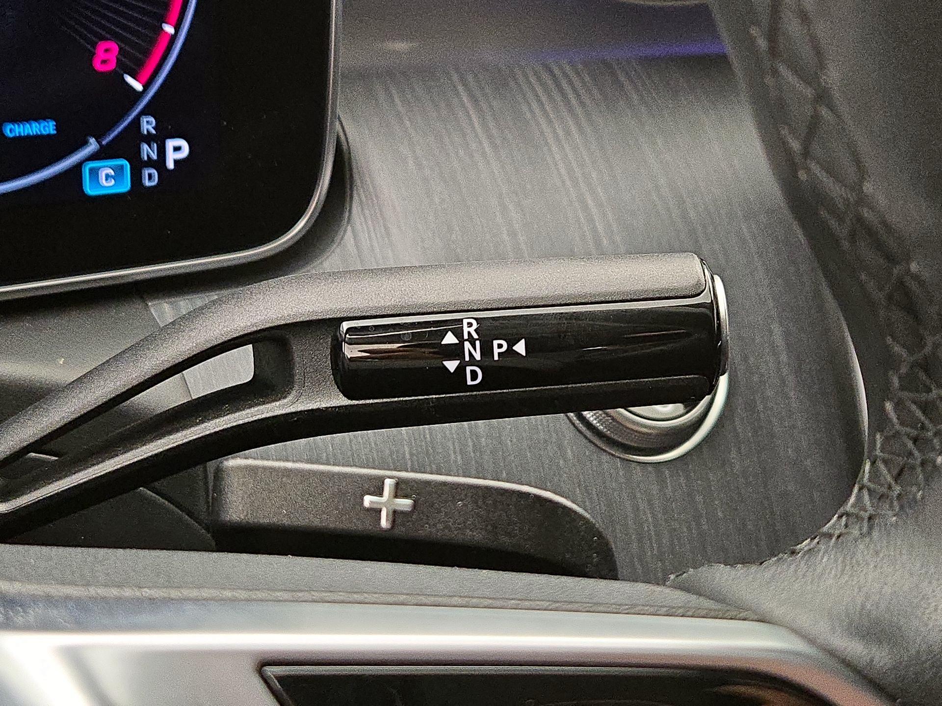 Thumbnail: 2024 Mercedes-Benz C-Class - 17