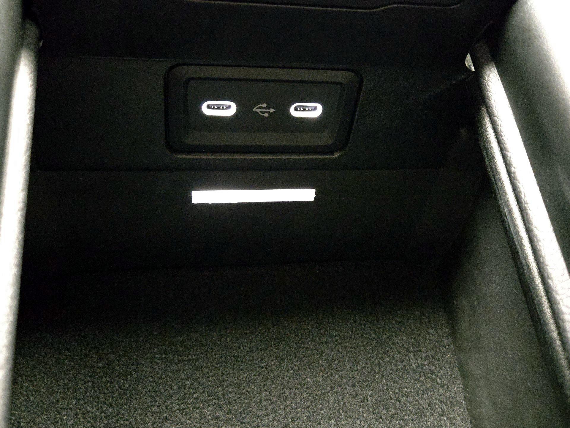 Thumbnail: 2024 Mercedes-Benz C-Class - 18