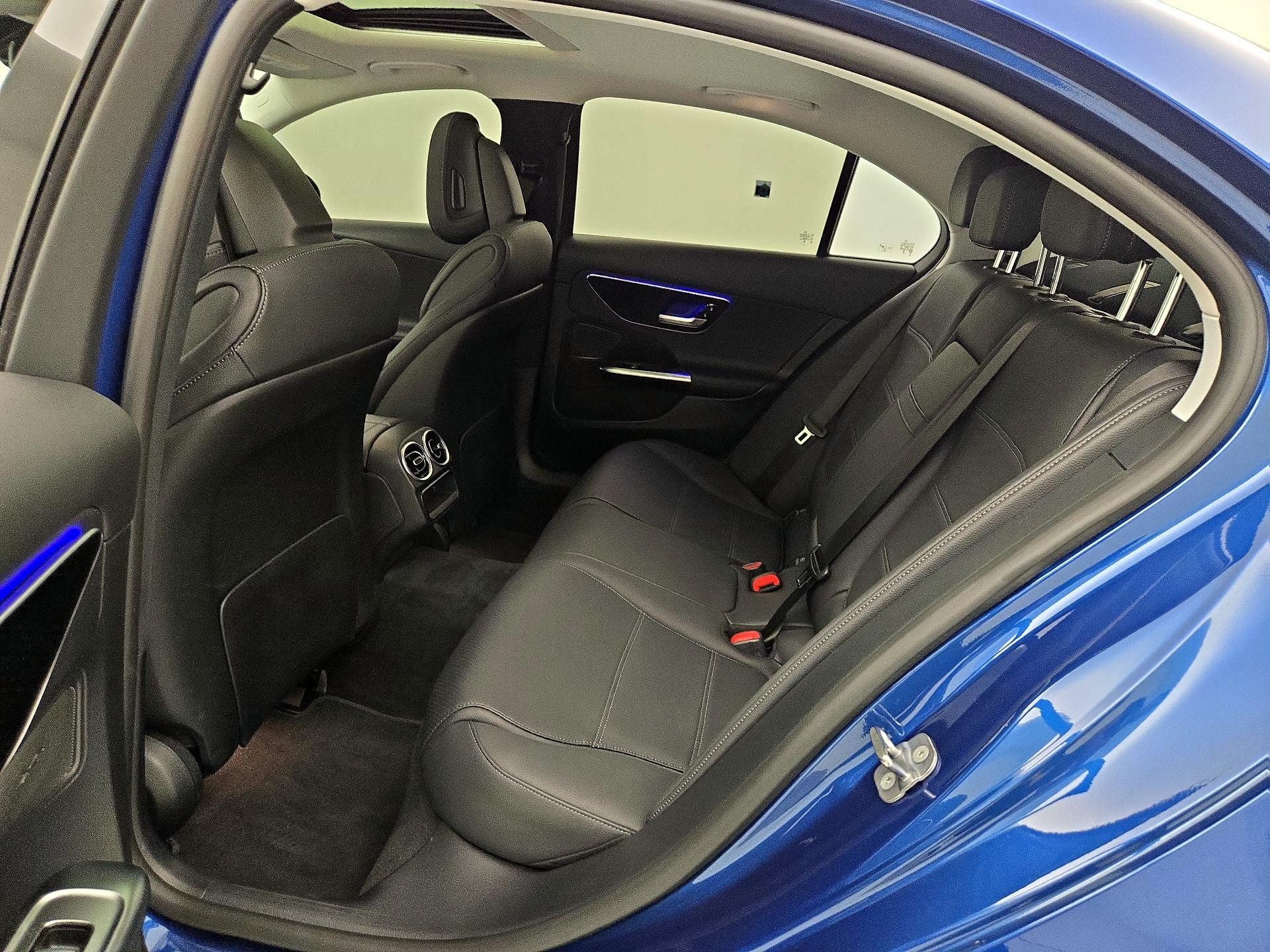 Thumbnail: 2024 Mercedes-Benz C-Class - 20