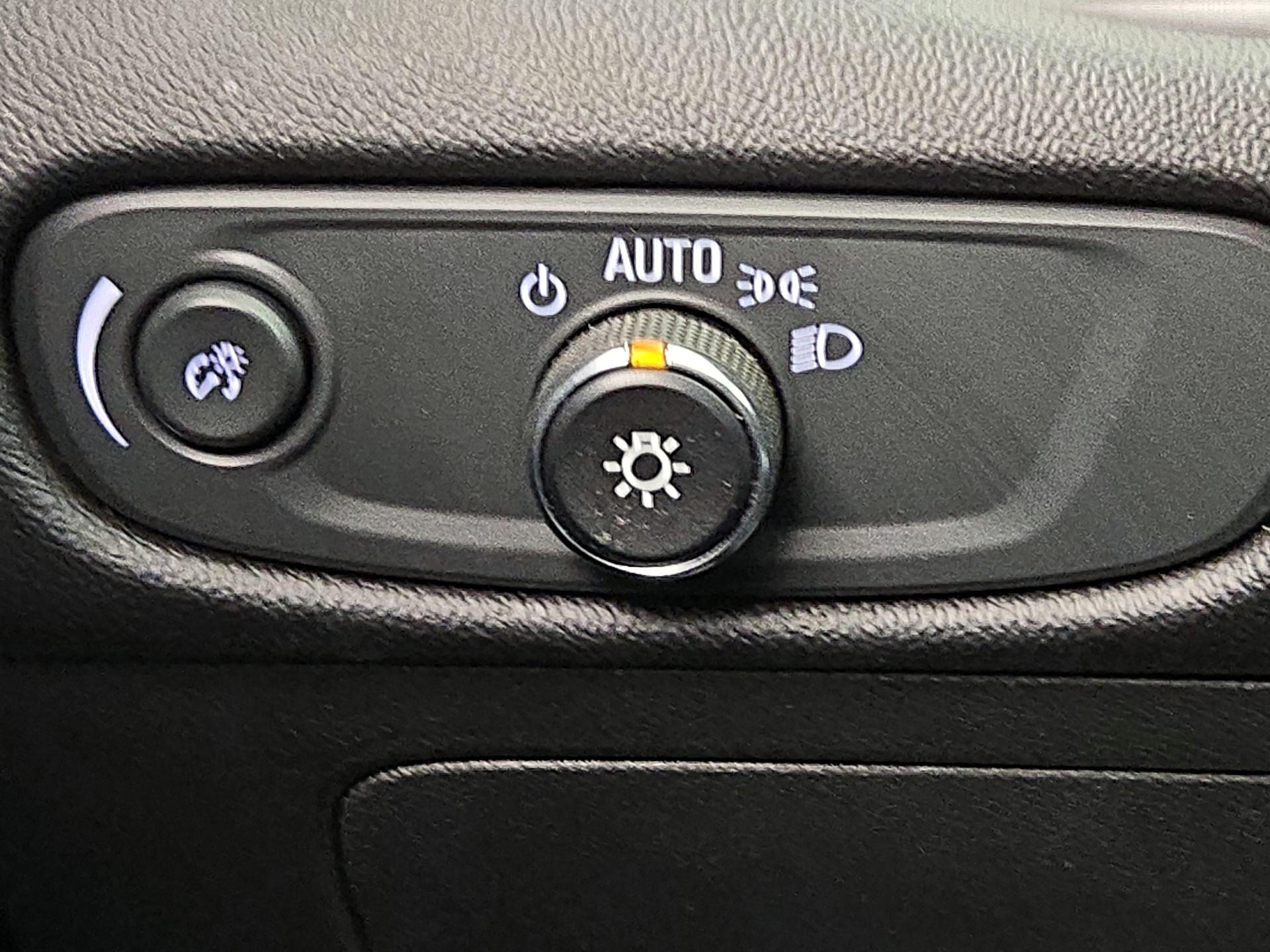 Thumbnail: 2024 Chevrolet Malibu - 13