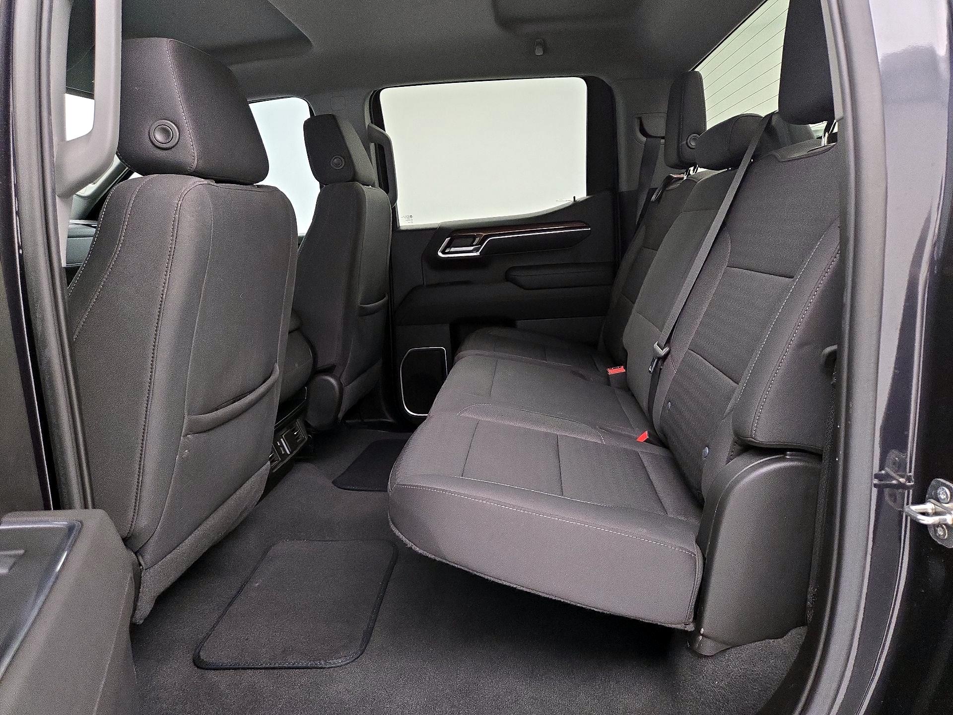 Thumbnail: 2022 Chevrolet Silverado 1500 - 19