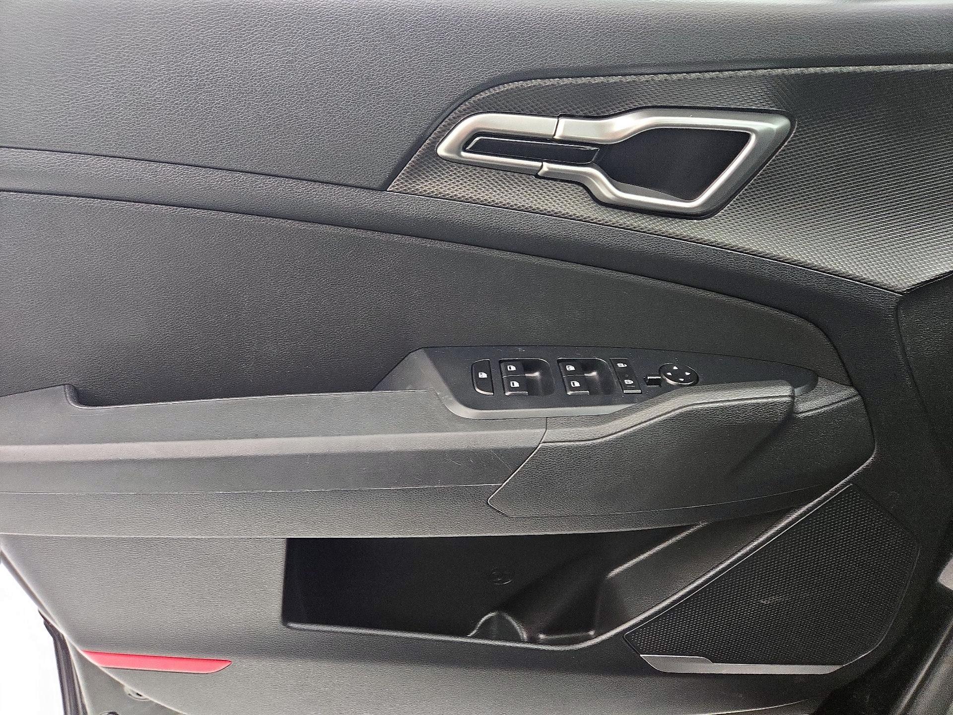 Thumbnail: 2023 Kia Sportage - 12