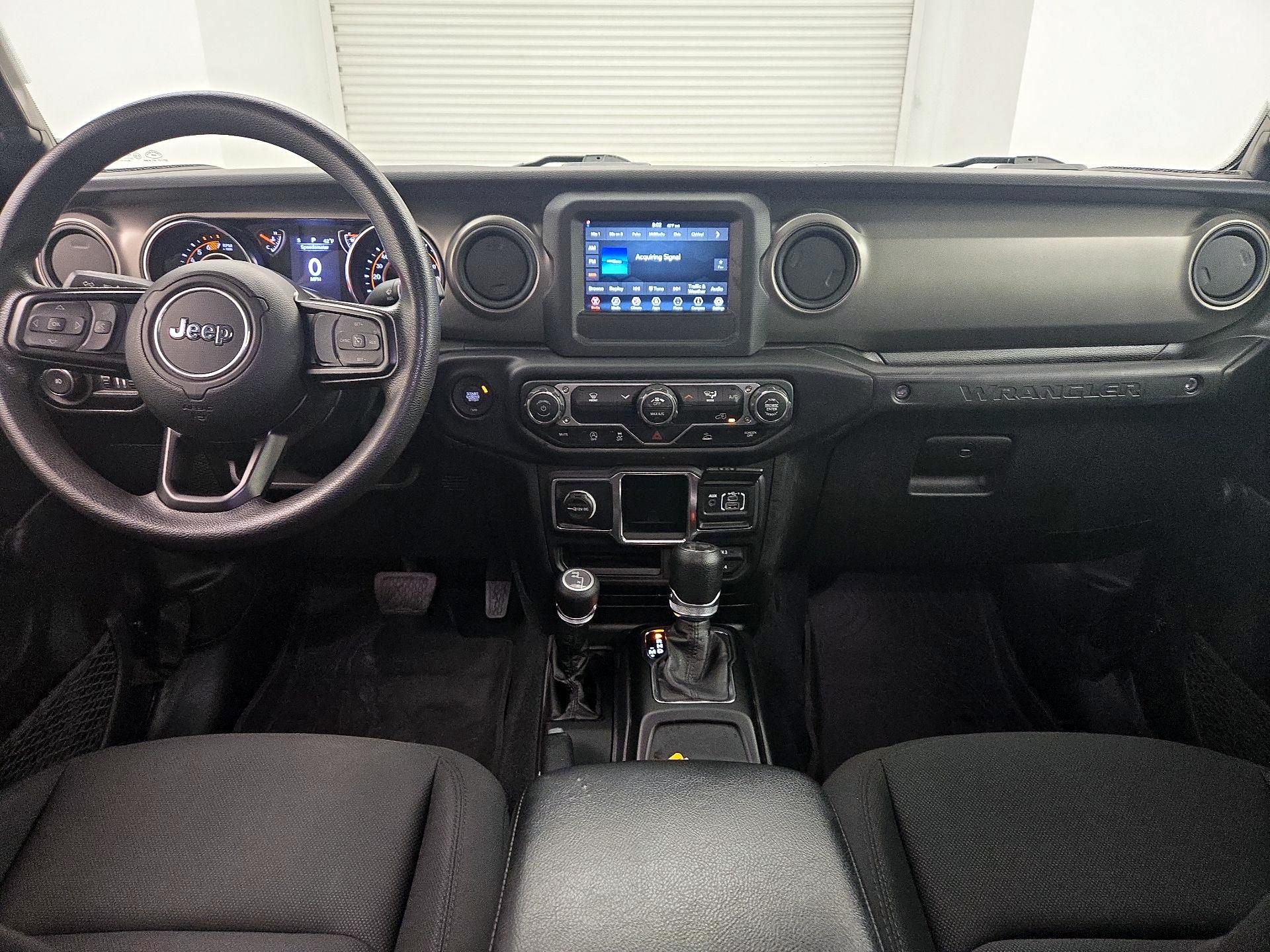 Thumbnail: 2022 Jeep Wrangler - 9