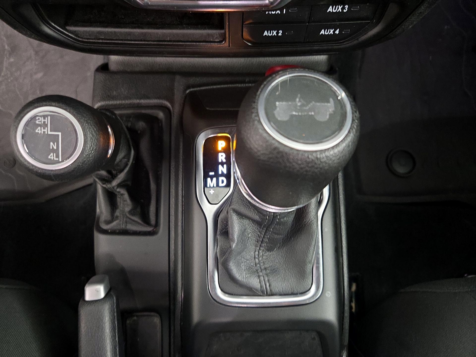 Thumbnail: 2022 Jeep Wrangler - 17