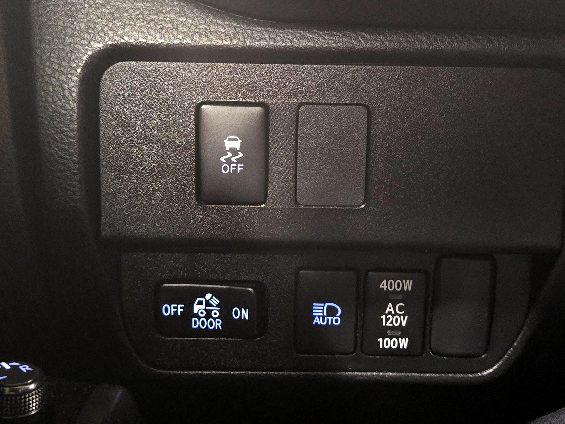 Thumbnail: 2023 Toyota Tacoma - 13