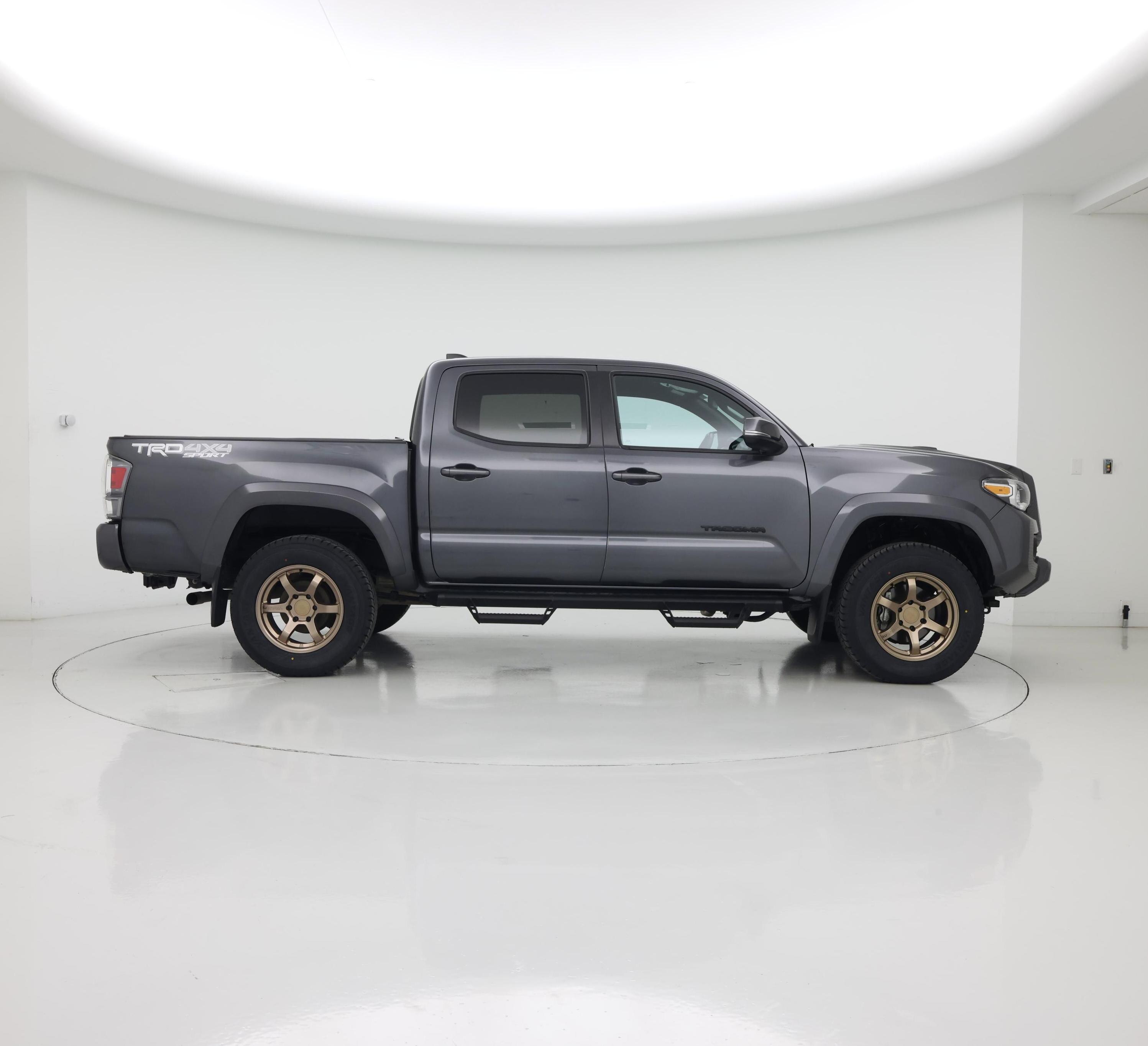 Thumbnail: 2023 Toyota Tacoma - 7