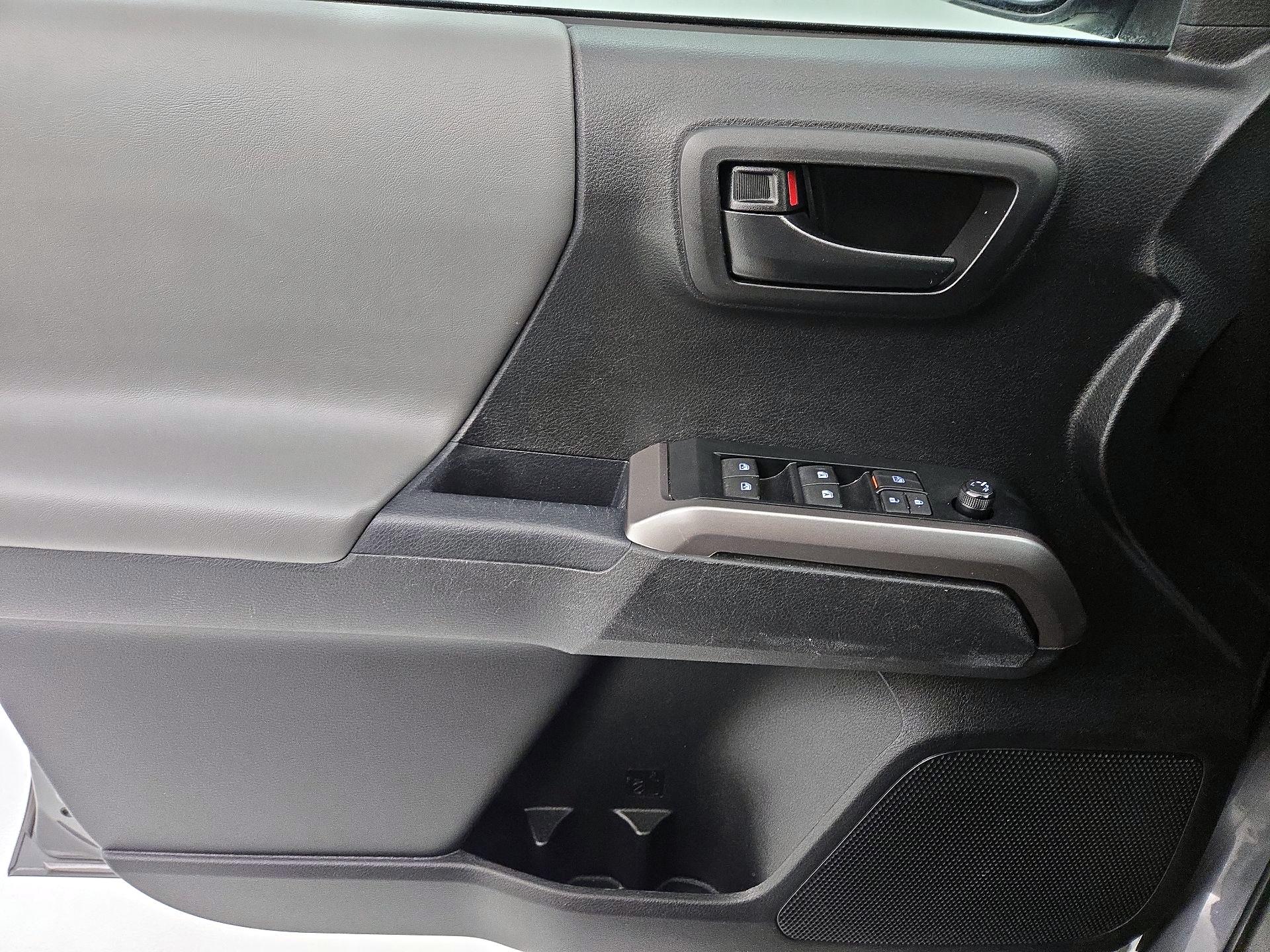 Thumbnail: 2023 Toyota Tacoma - 12