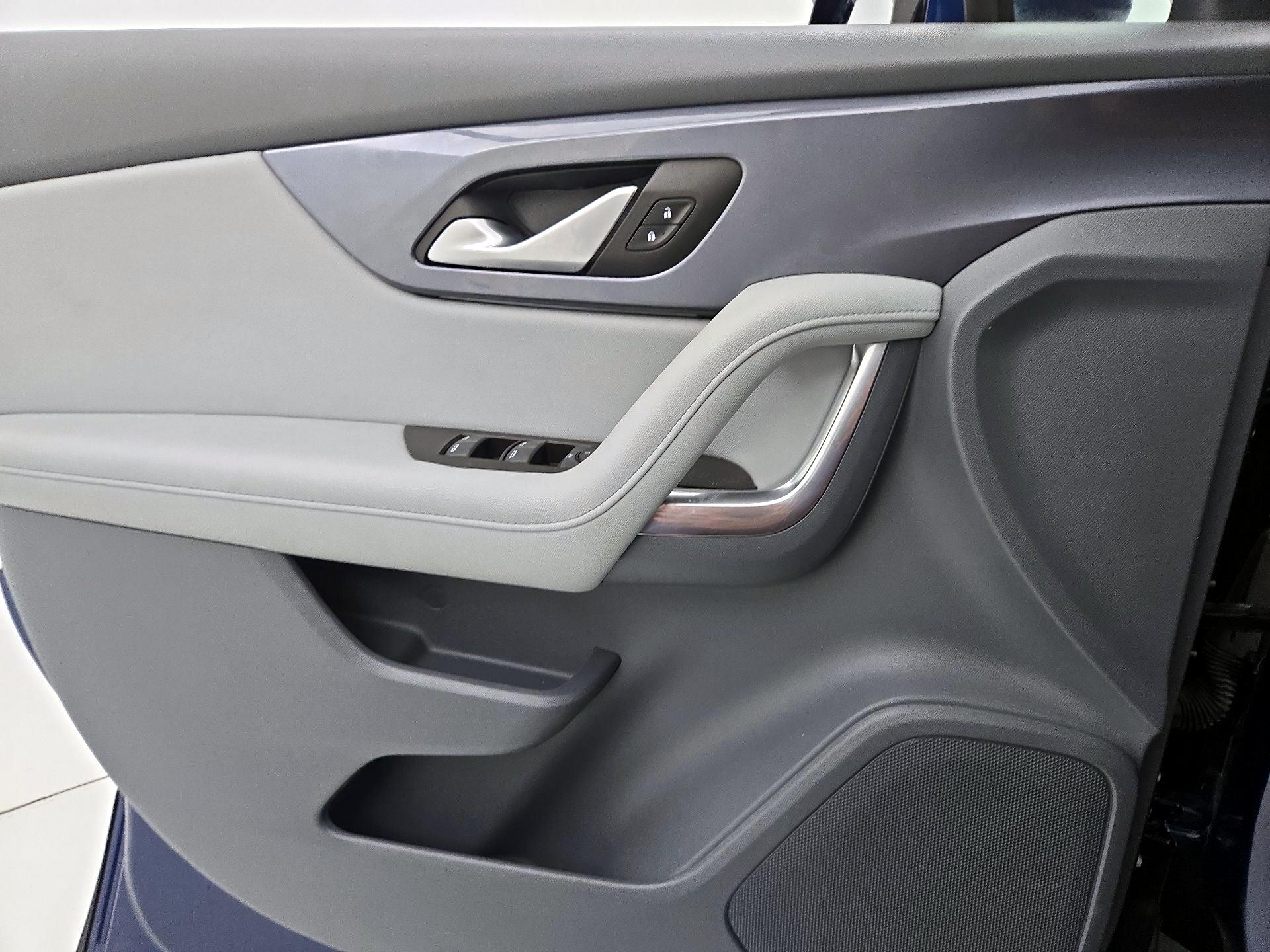 Thumbnail: 2022 Chevrolet Blazer - 12